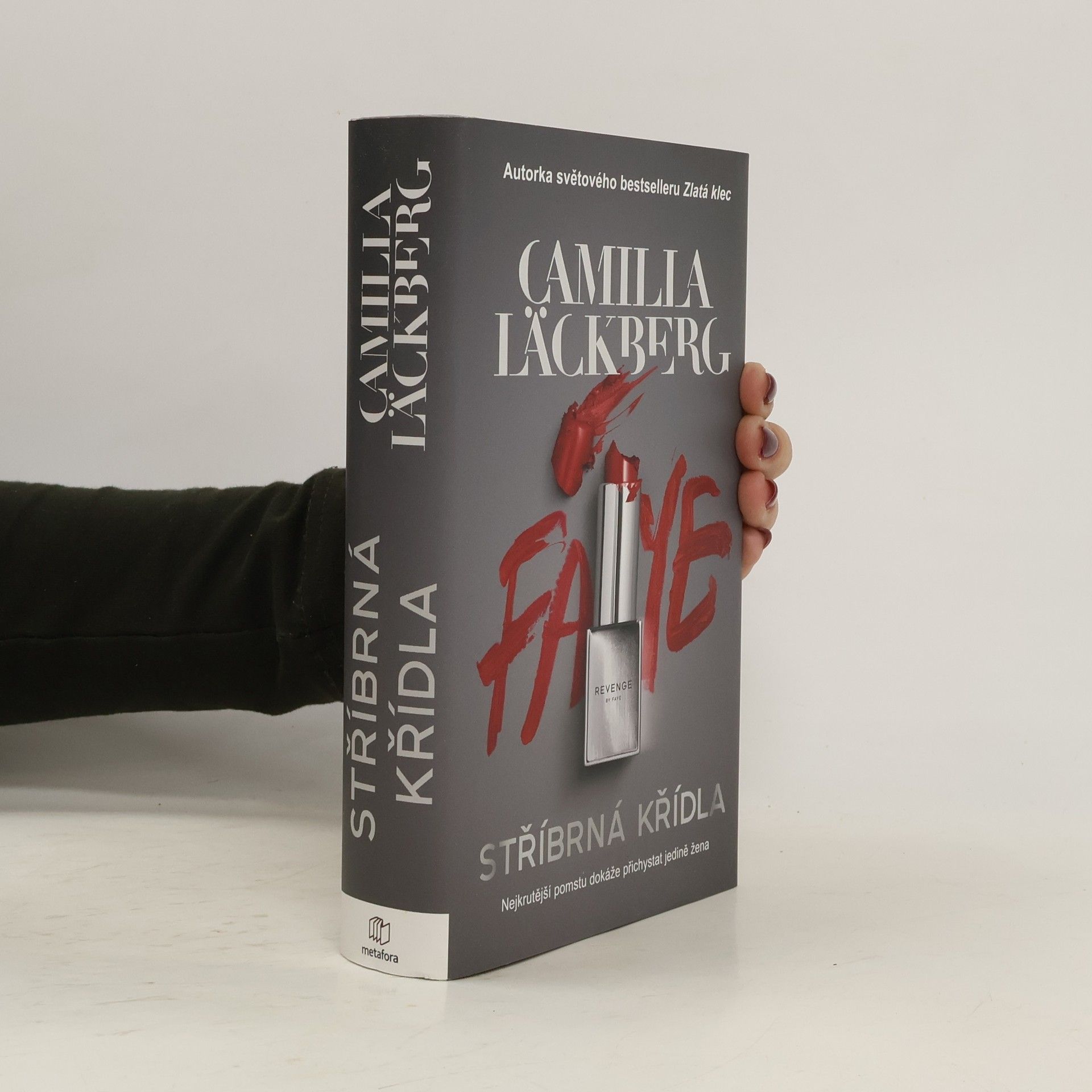Camilla Läckberg Stříbrná křídla. Nejkrutější pomstu může přichystat jedině žena