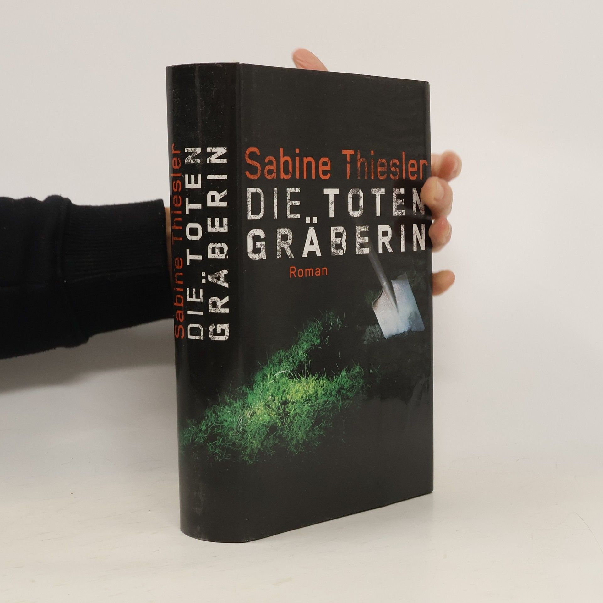 Sabine Thiesler Die Totengräberin