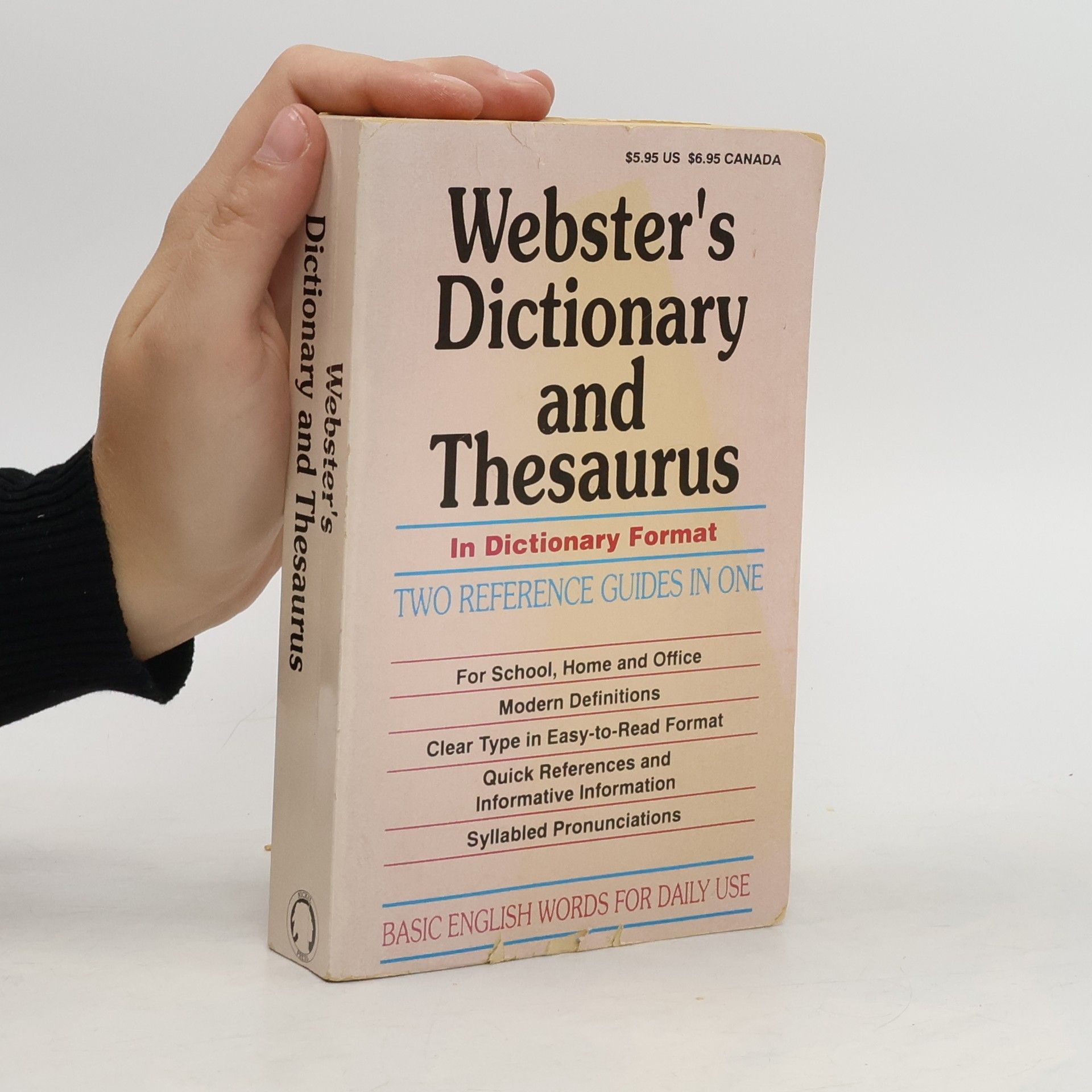 Collectif d'auteurs Webster's Dictionary Plus Thesaurus