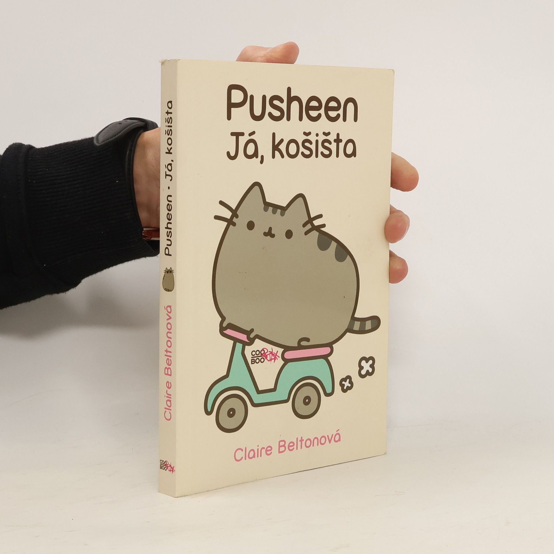 Claire Belton Pusheen. Já, košišta