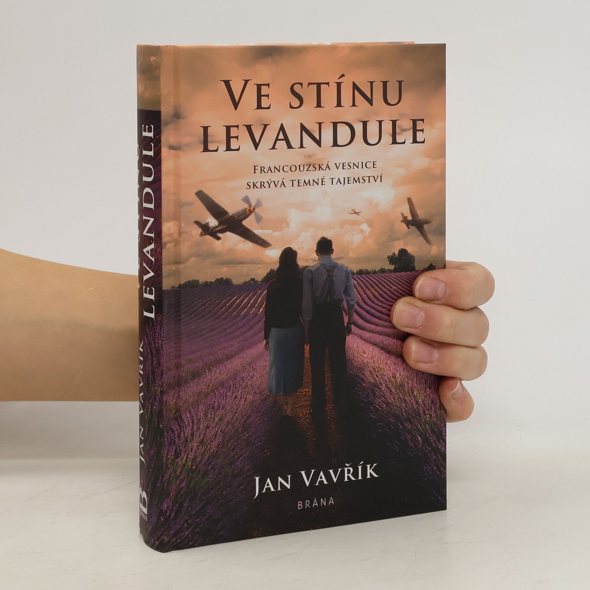 Jan Vavřík Ve stínu levandule