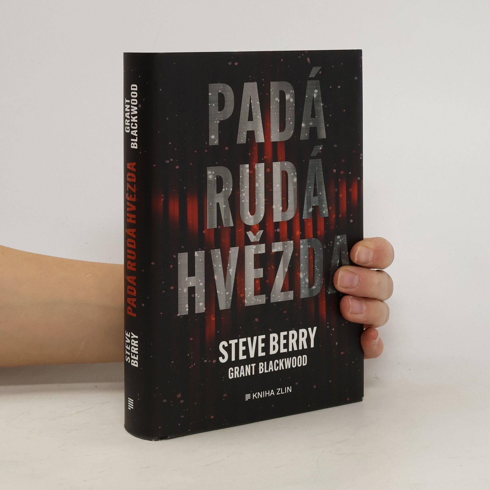 Steve Berry Luke Daniels 2. Padá rudá hvězda