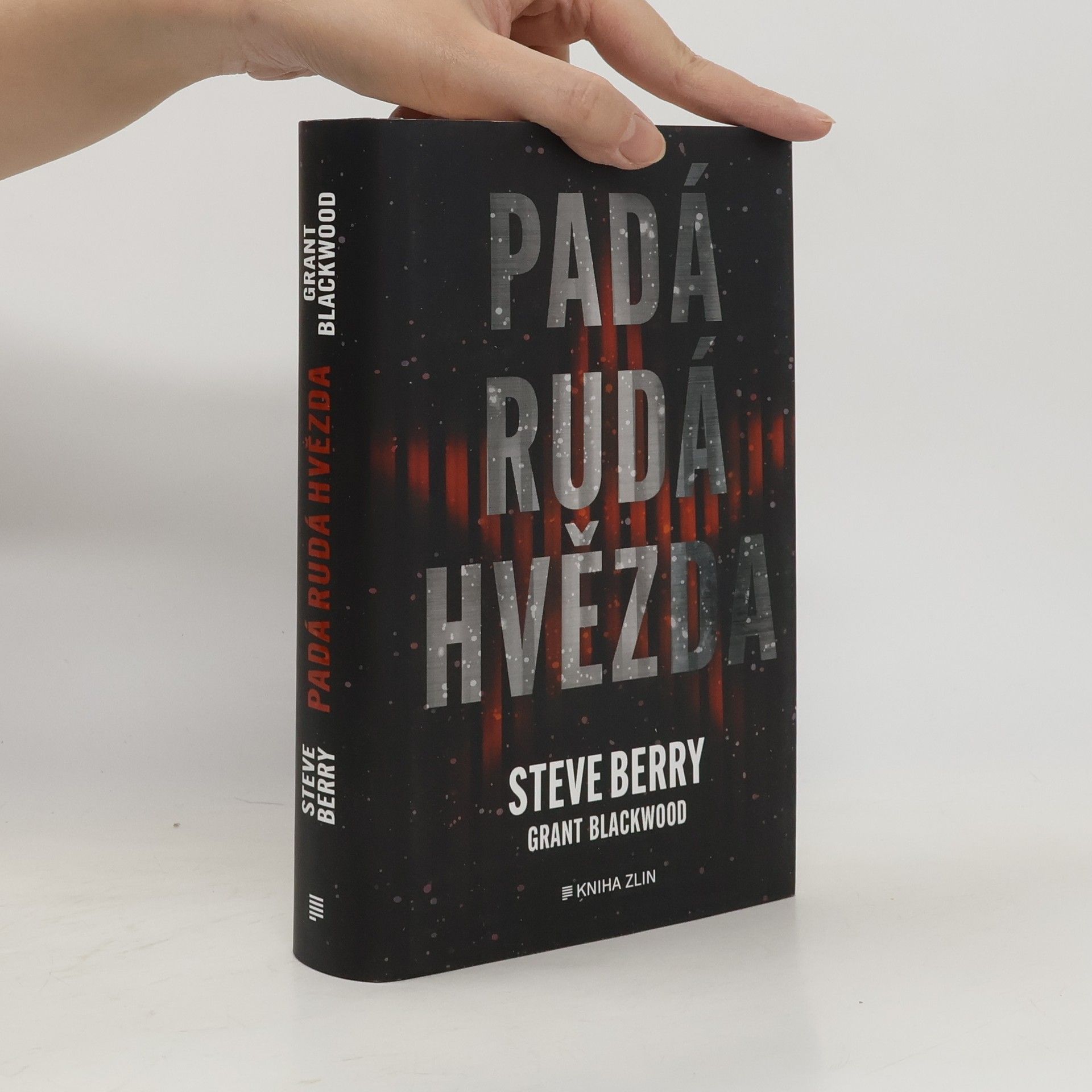 Steve Berry Luke Daniels 2. Padá rudá hvězda