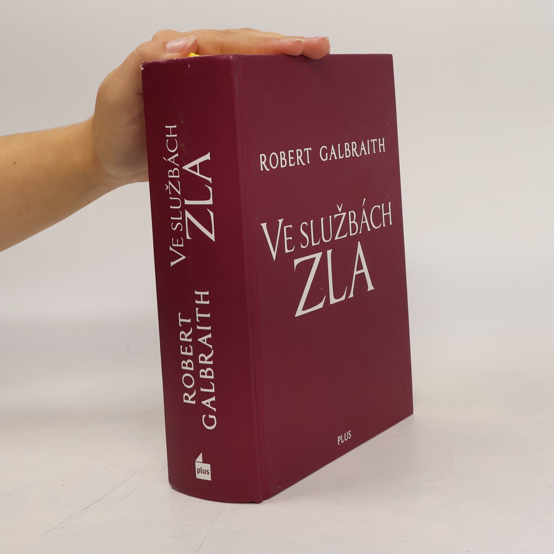 Robert Galbraith Ve službách zla