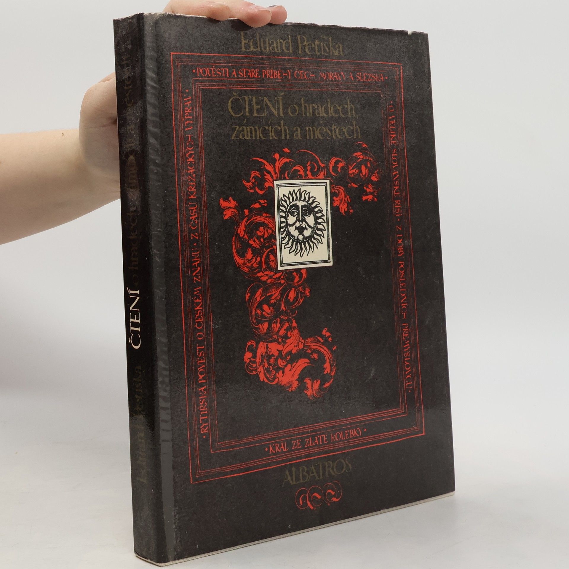 Eduard Petiška Čtení o hradech, zámcích a městech