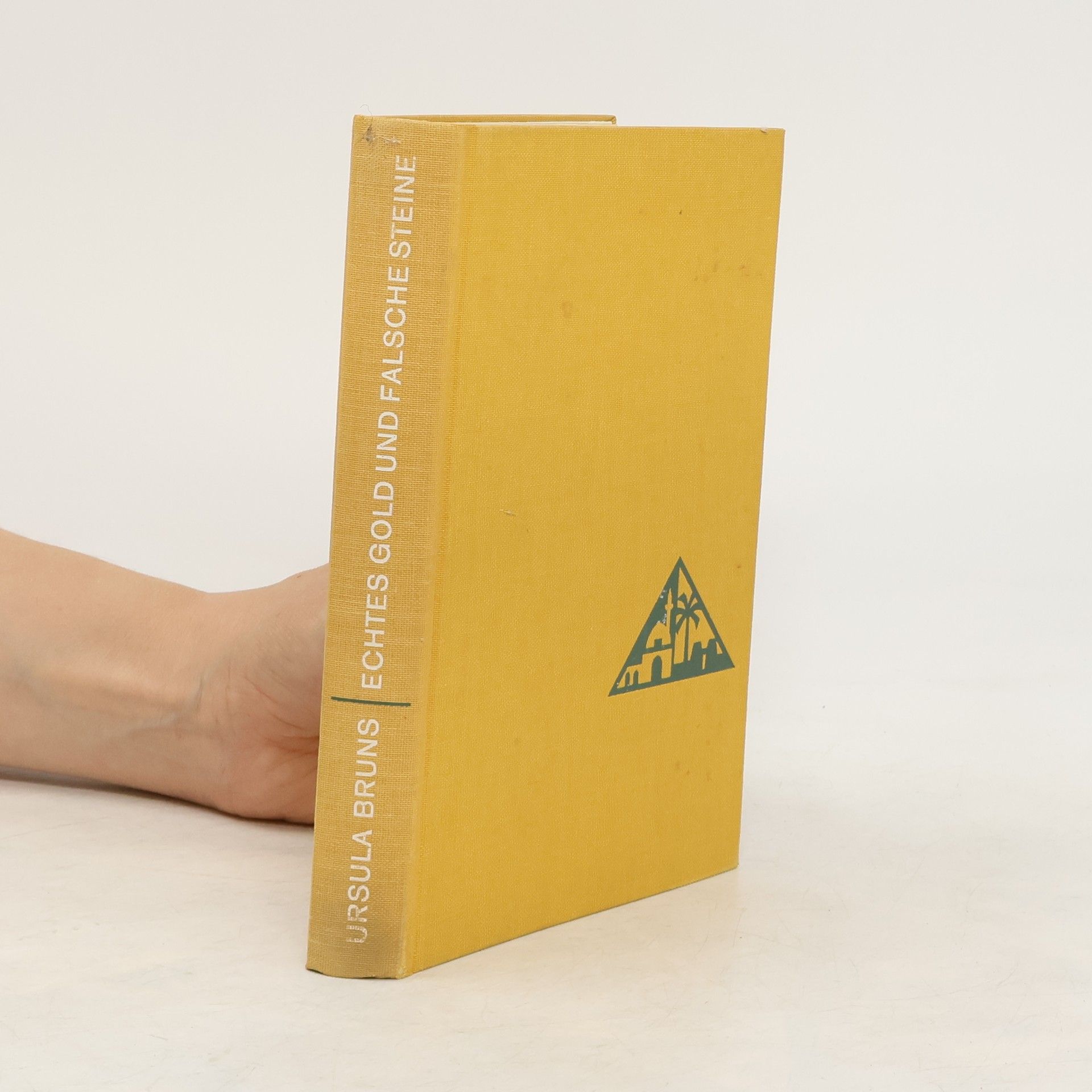 Echtes Gold und falsche Steine