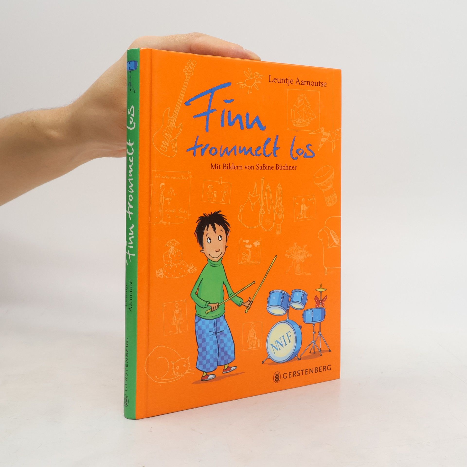 Leuntje Aarnoutse Finn trommelt los