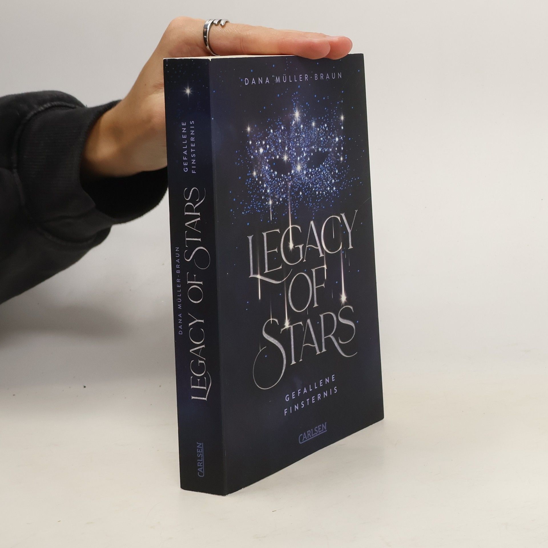 Legacy of Stars. Gefallene Finsternis