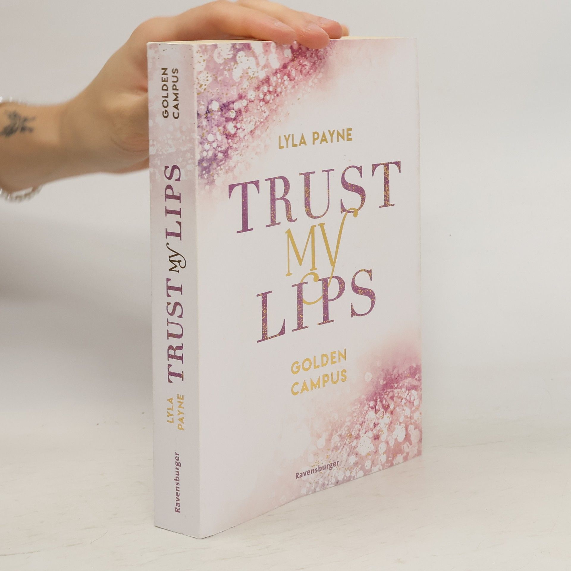 Lyla Payne Trust my lips