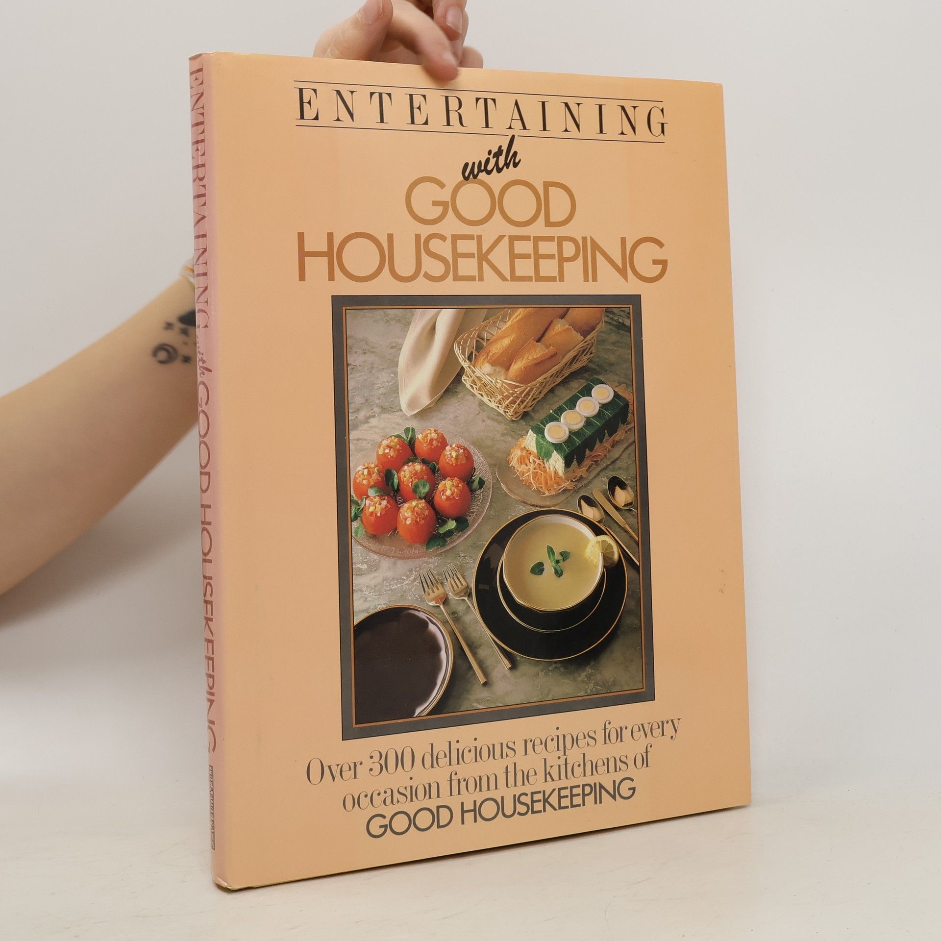 Auteurscollectief Entertaining with Good Housekeeping
