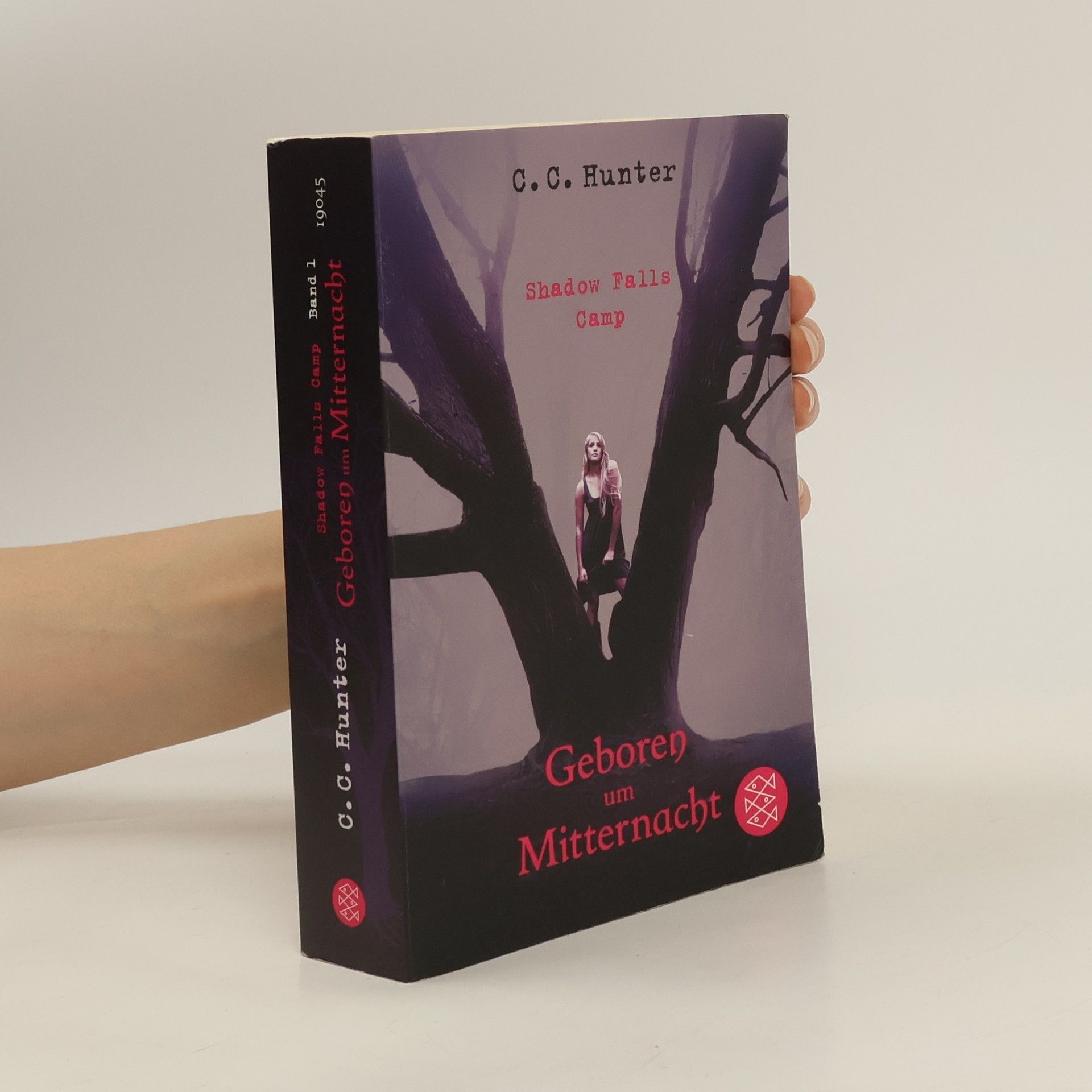 C.C. Hunter Geboren um MitternachtShadow Falls Camp