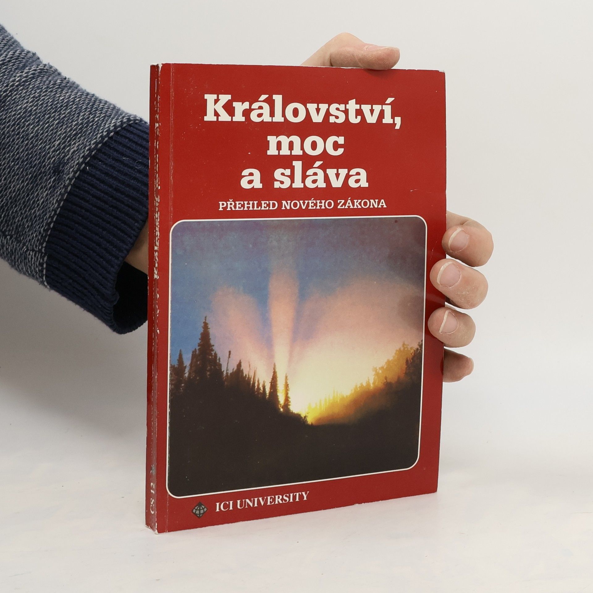 Království, moc a sláva