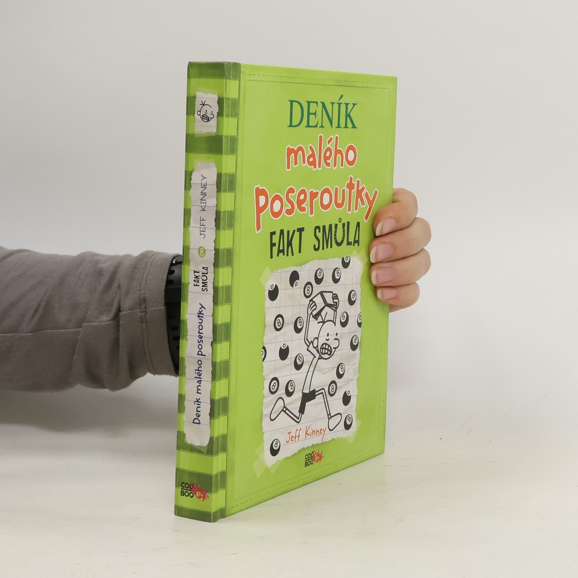Jeff Kinney Deník malého poseroutky 8. Fakt smůla
