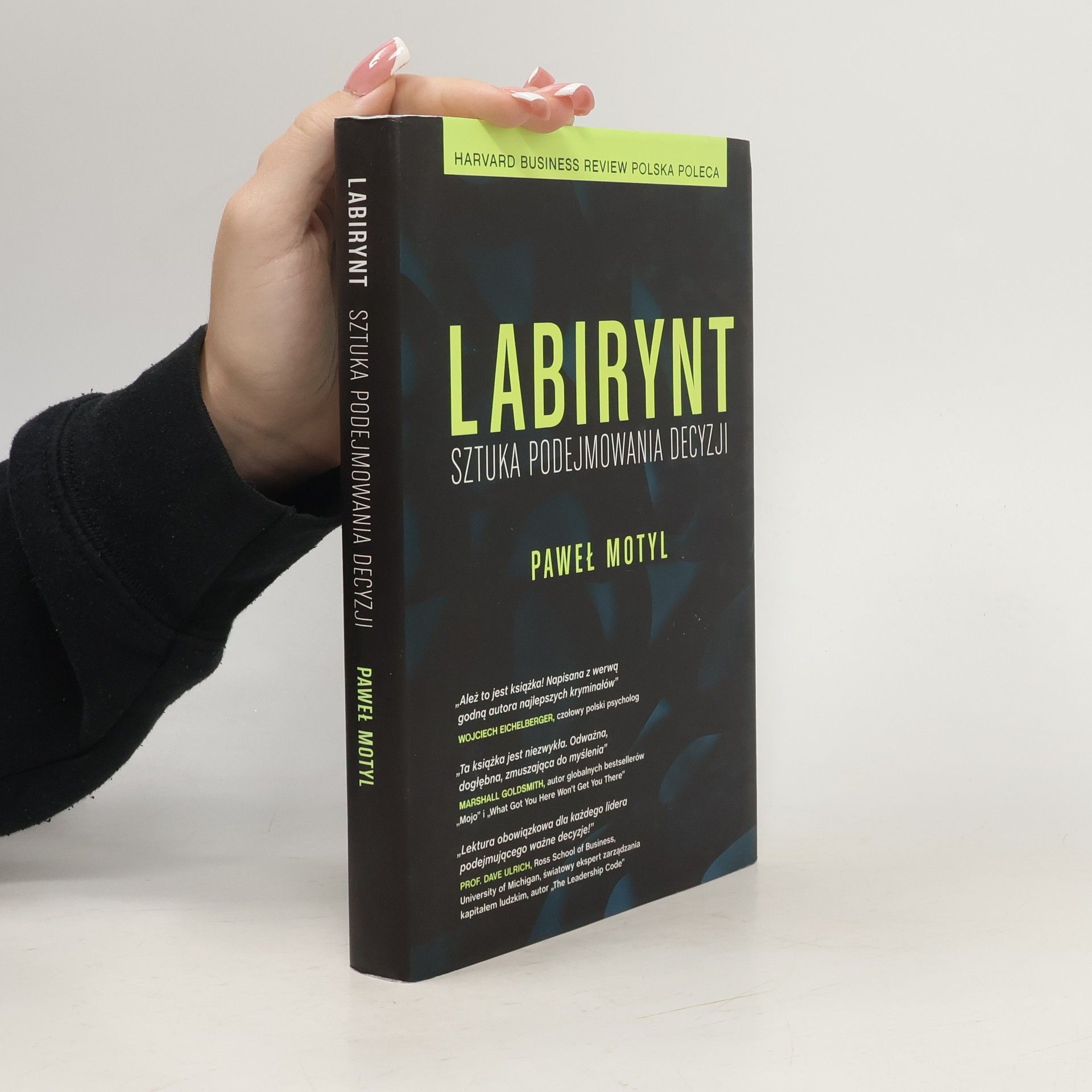 Motyl Paweł Labirynt