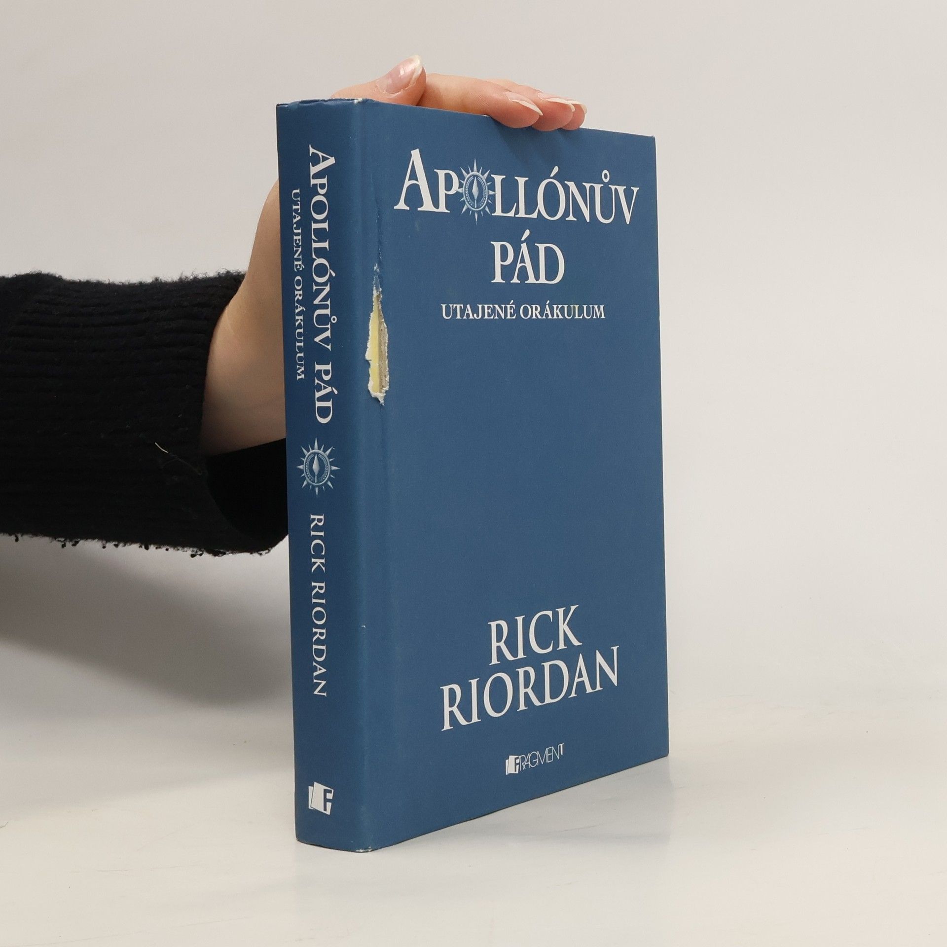 Rick Riordan Apollónův pád. Utajené orákulum