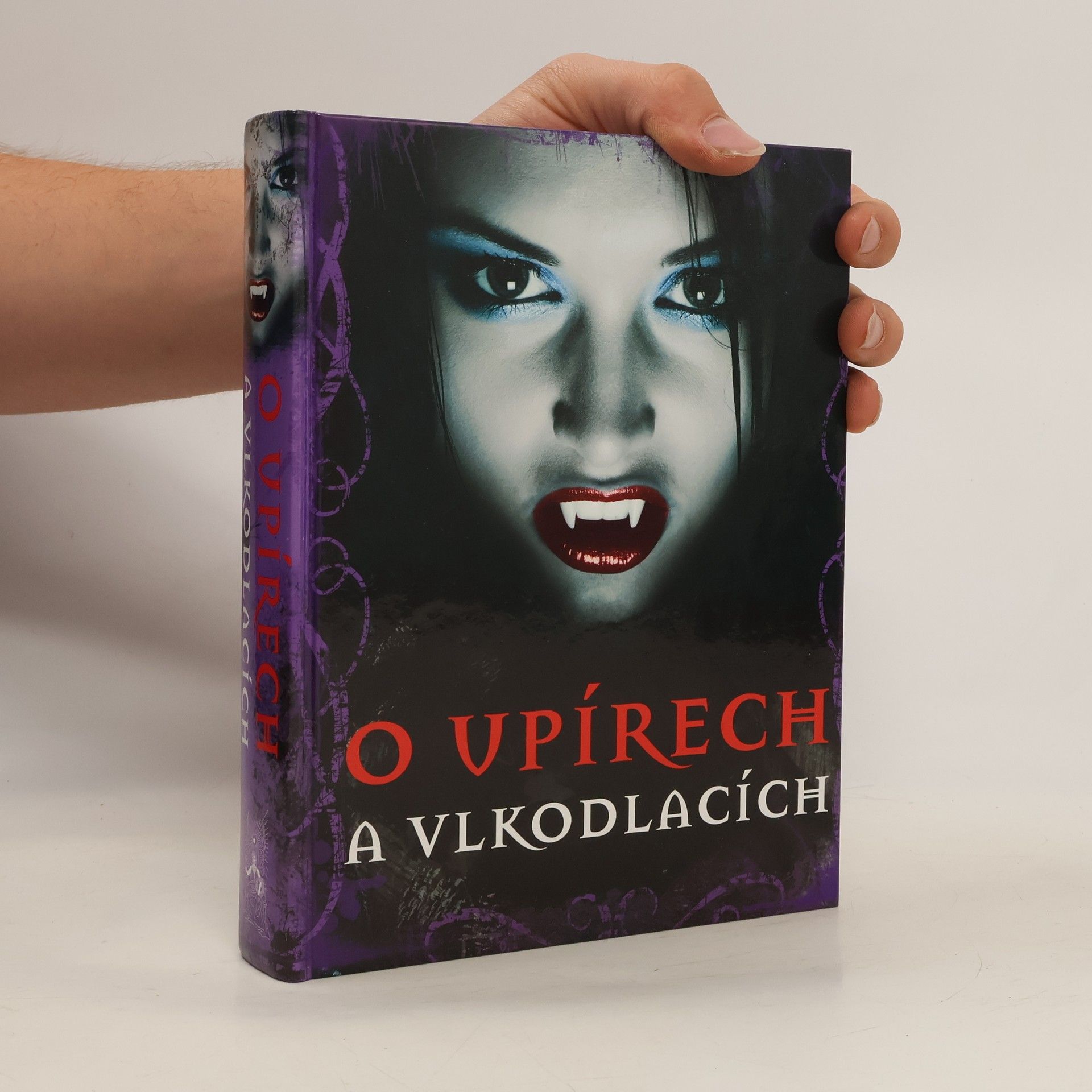 Tig Thomas O upírech a vlkodlacích