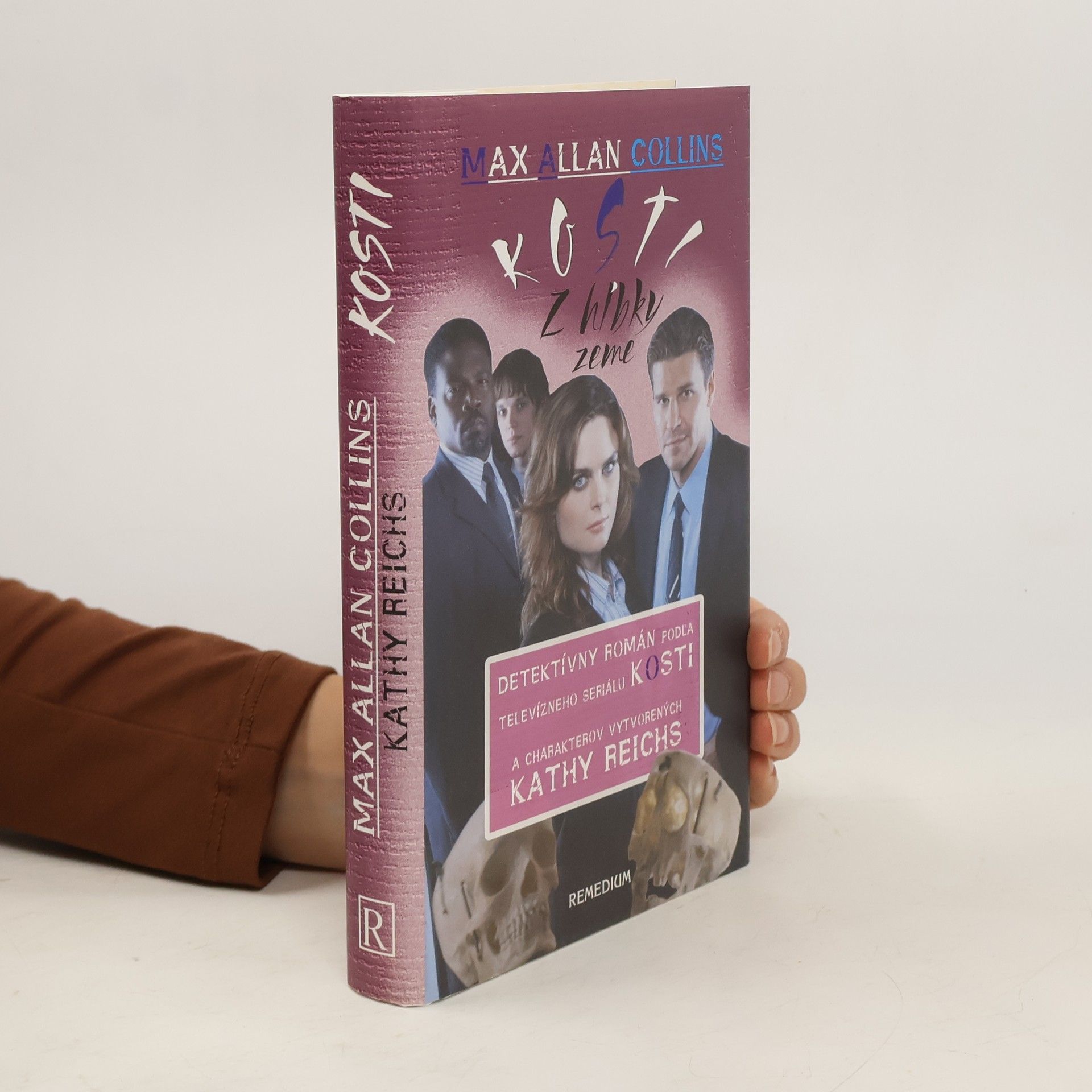 Max Allan Collins Kosti