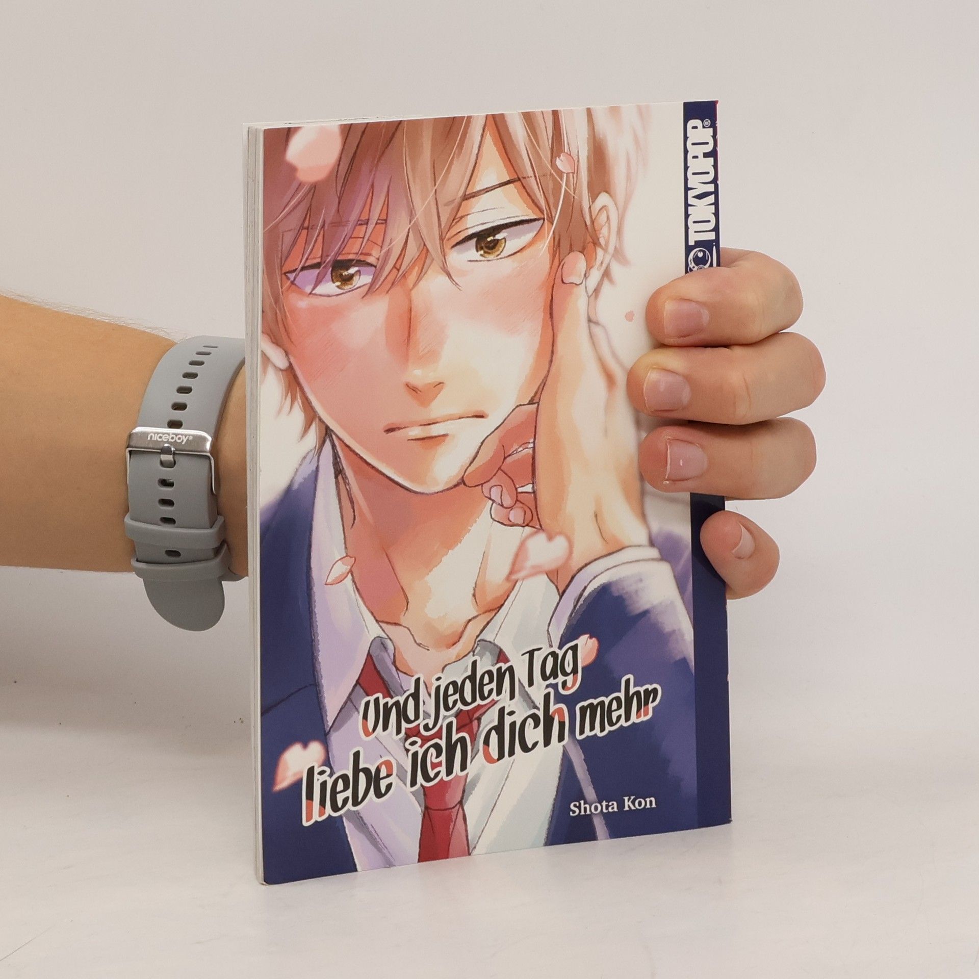 Shōta Kon Und jeden Tag liebe ich dich mehr