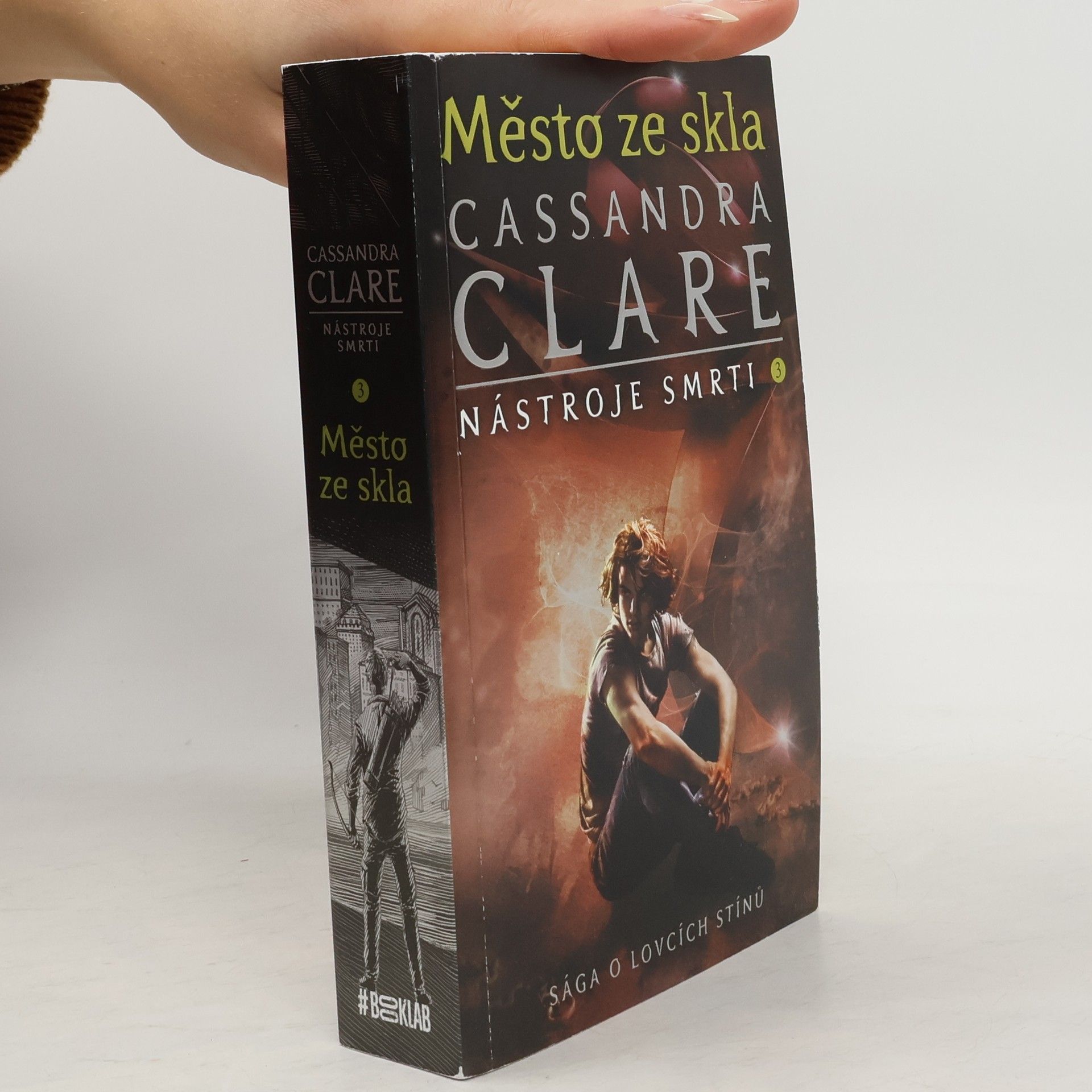 Cassandra Clare Nástroje smrti 3: Město ze skla