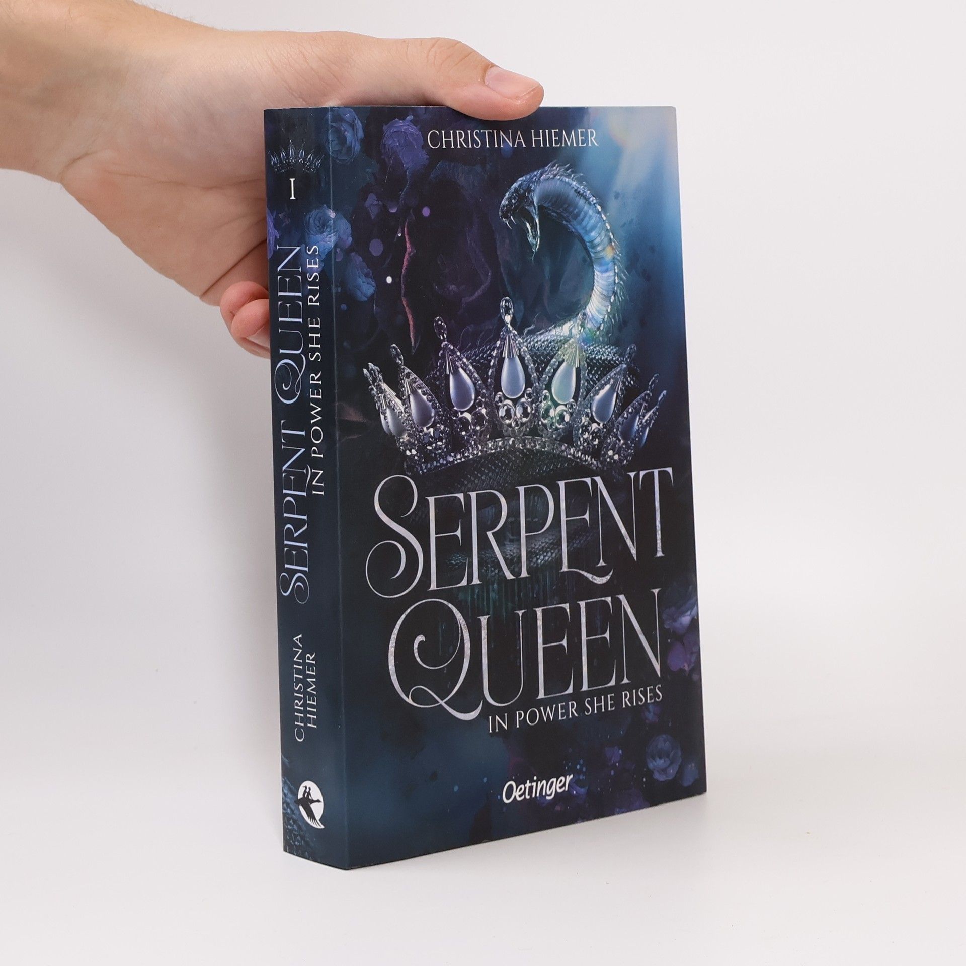 In Power She Rises / Serpent Queen Bd.1