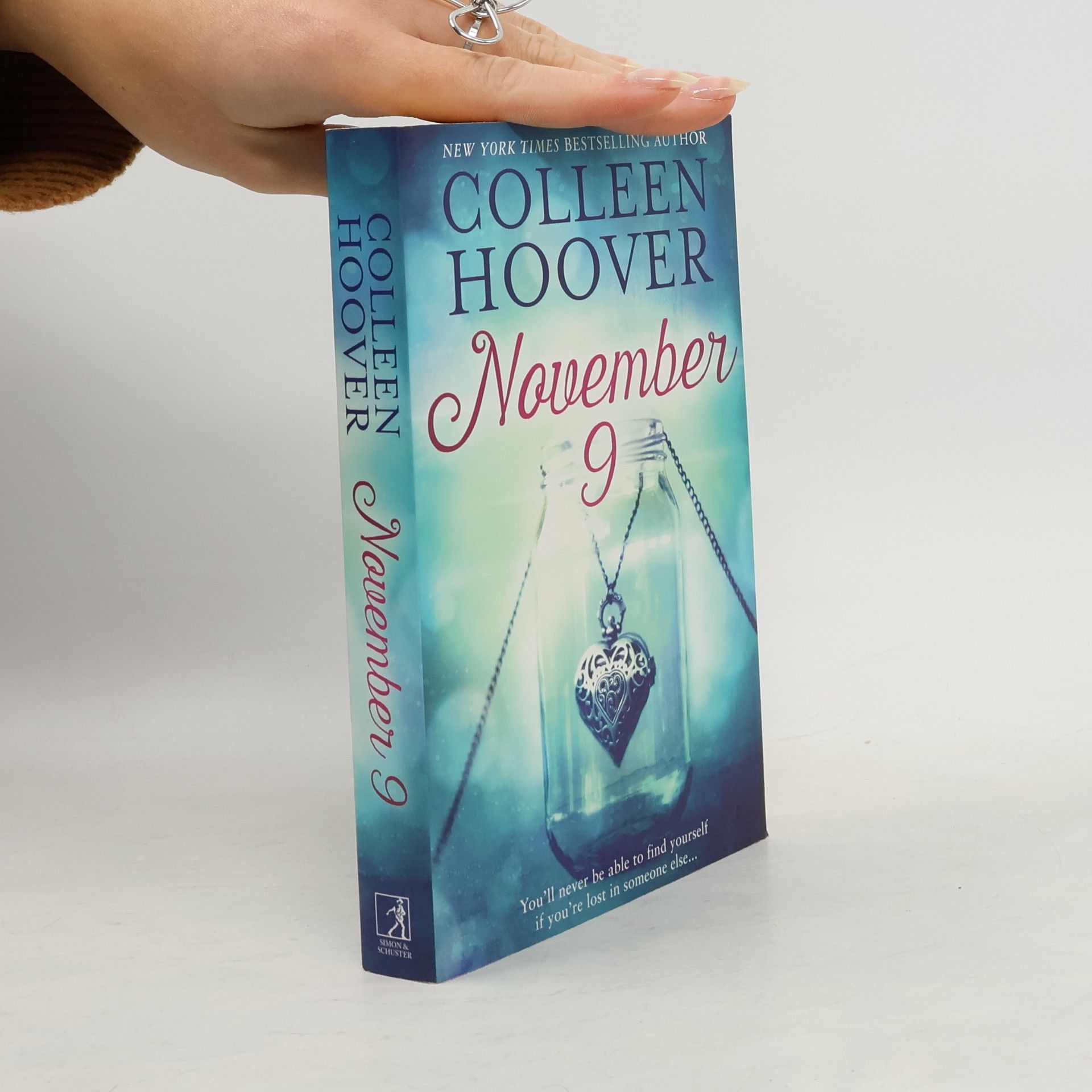 Colleen Hooverová November 9