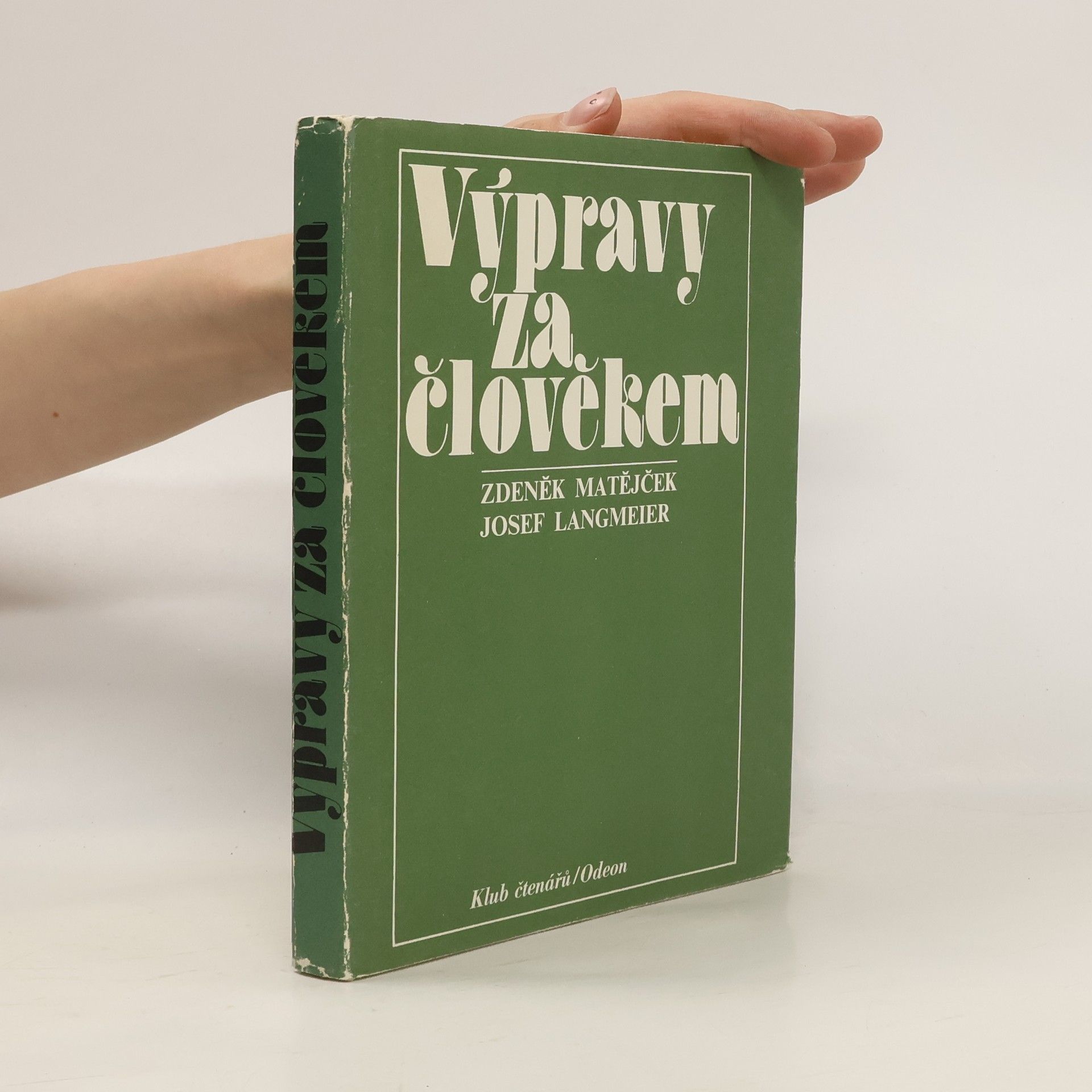 Výpravy za člověkem