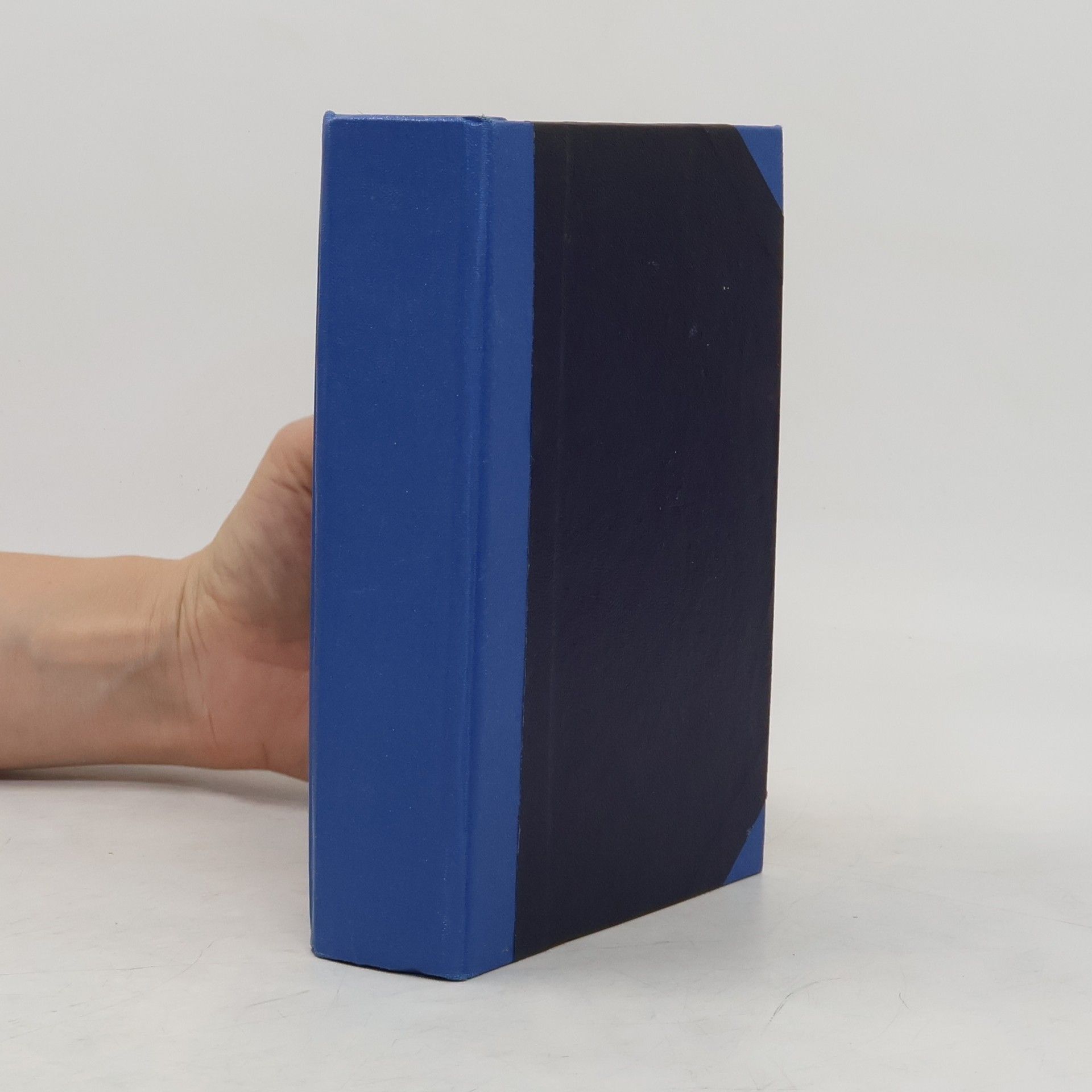 AA.VV. Serenata a nera