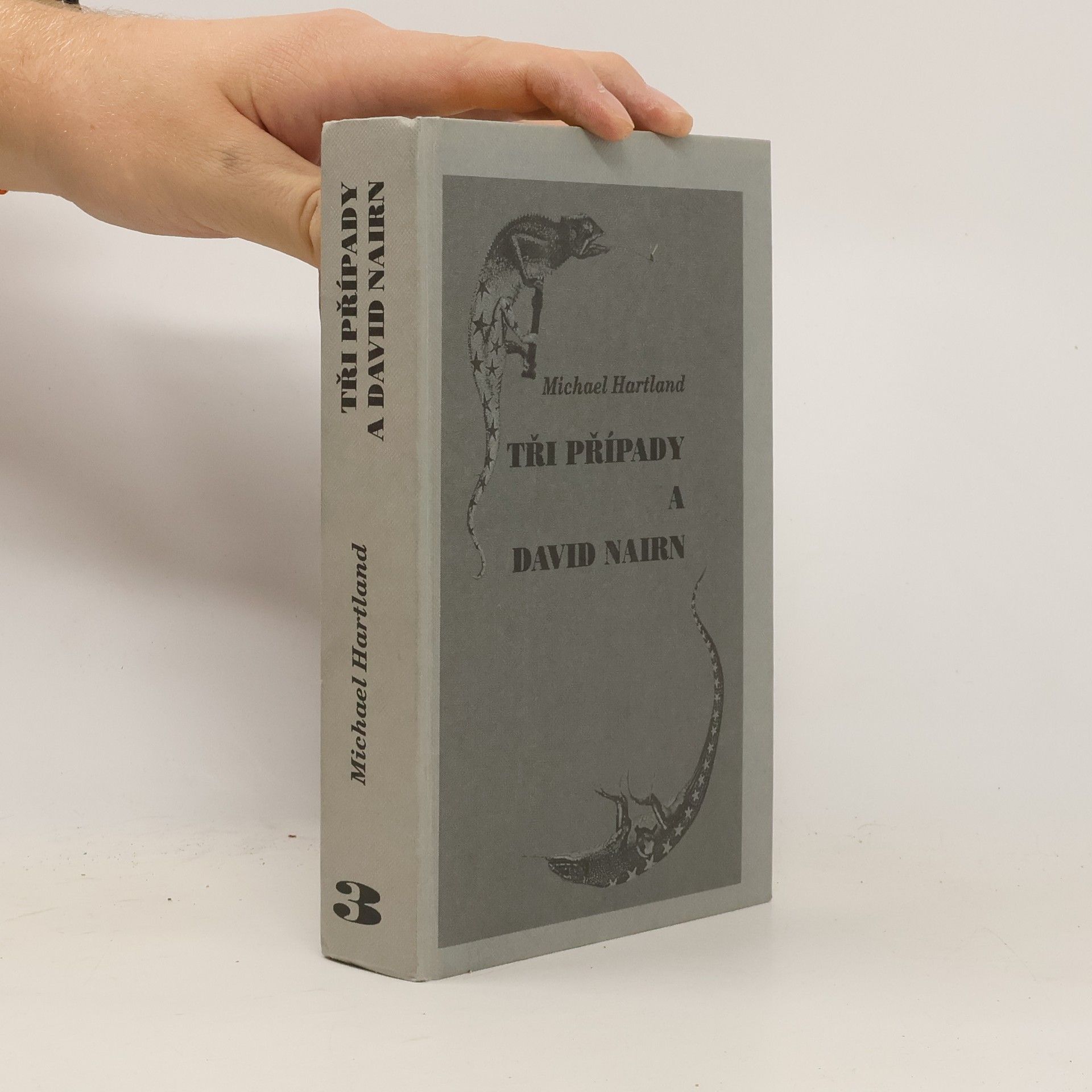 Michael Hartland Tři případy a David Nairn