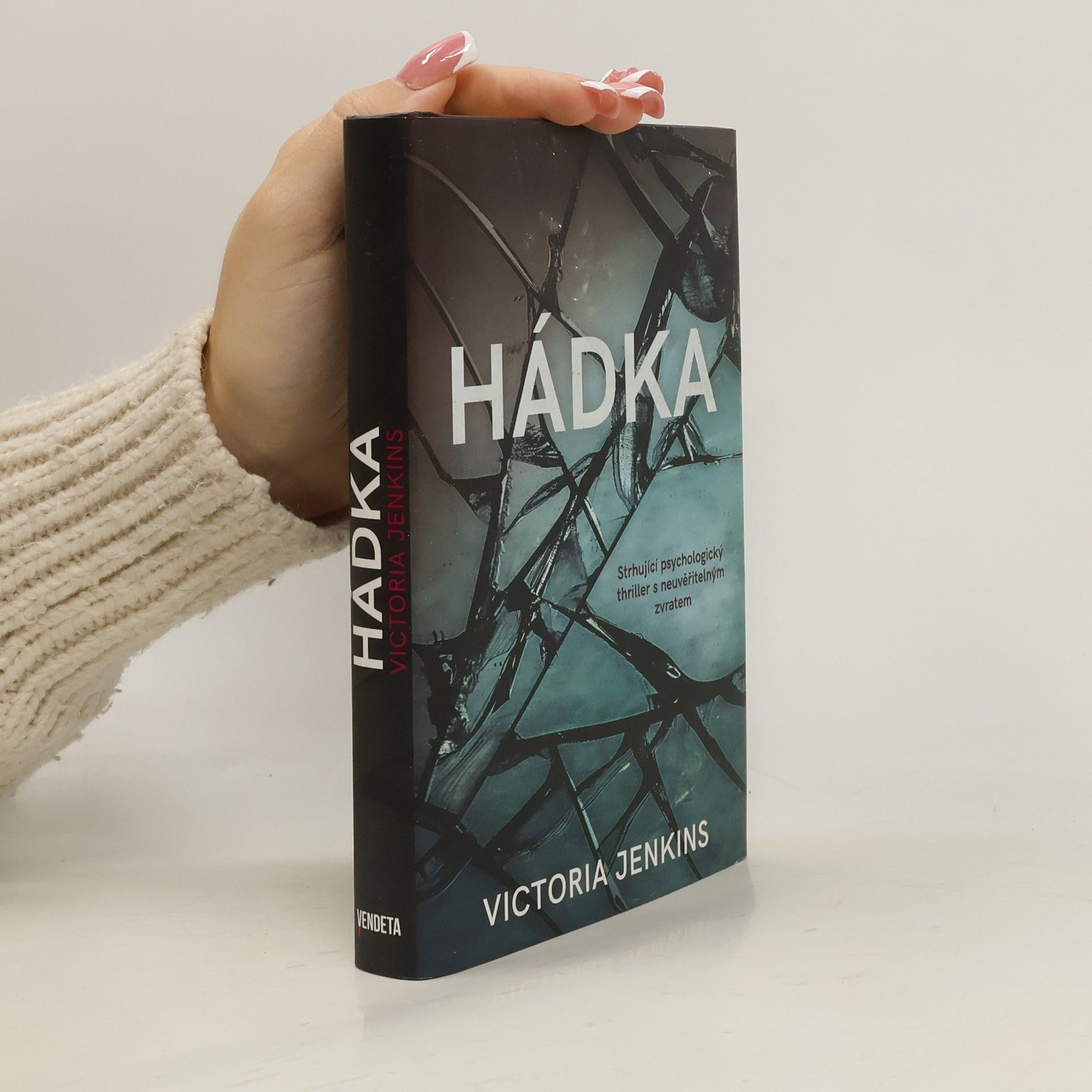 Victoria Jenkins Hádka