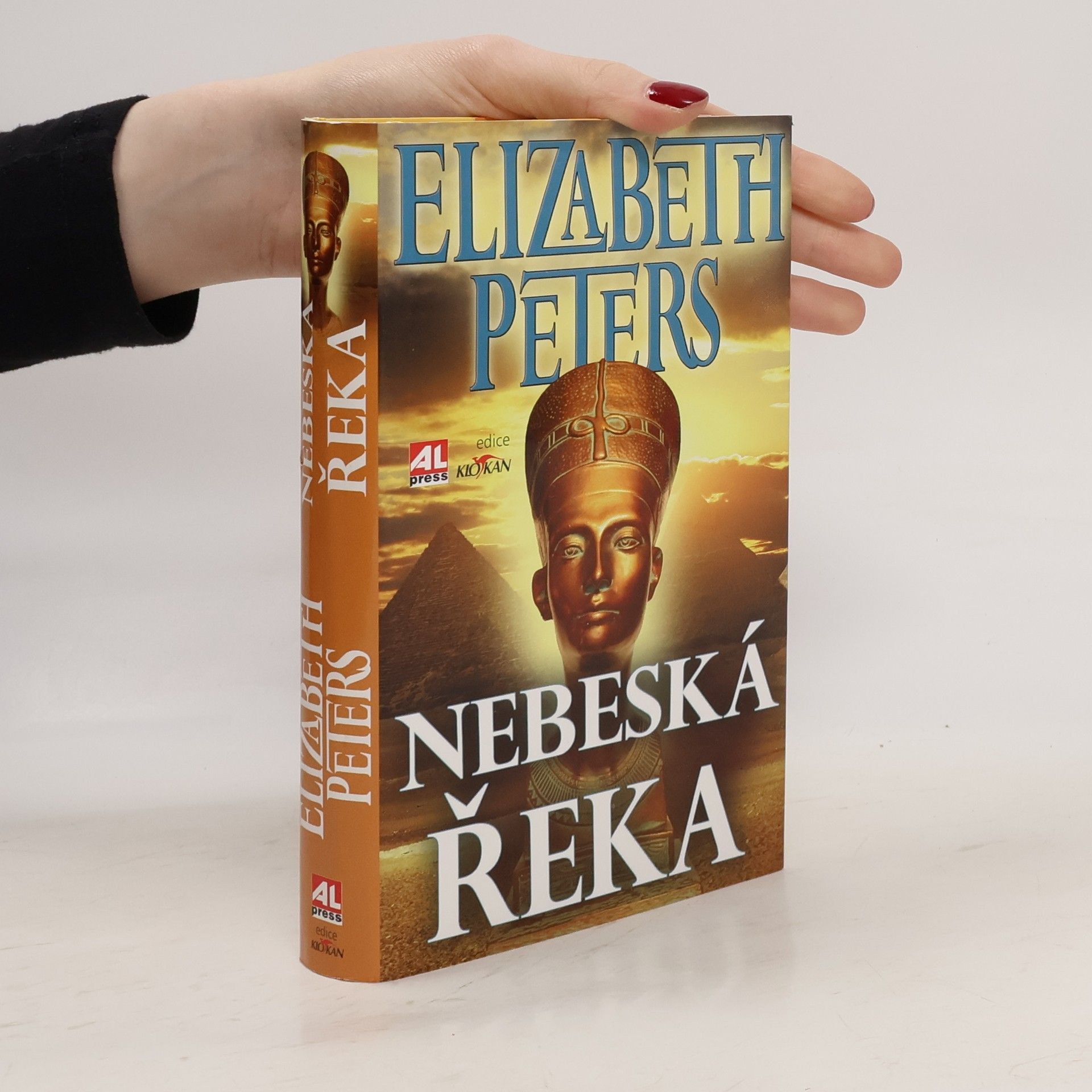 Elizabeth Peters Nebeská řeka