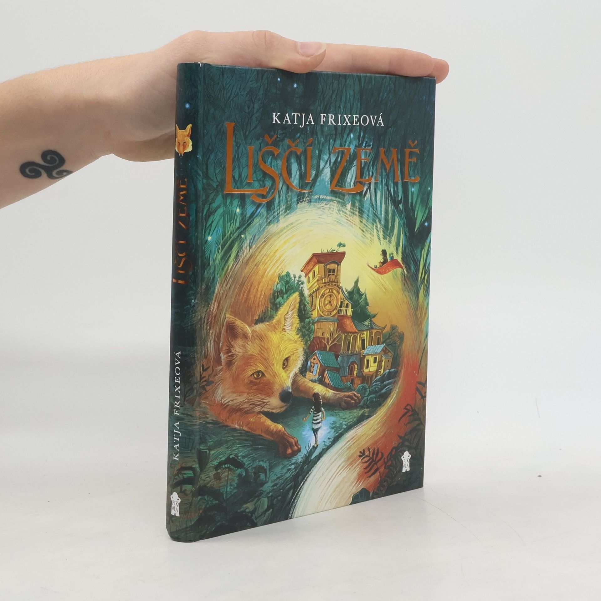 Katja Frixe Liščí země