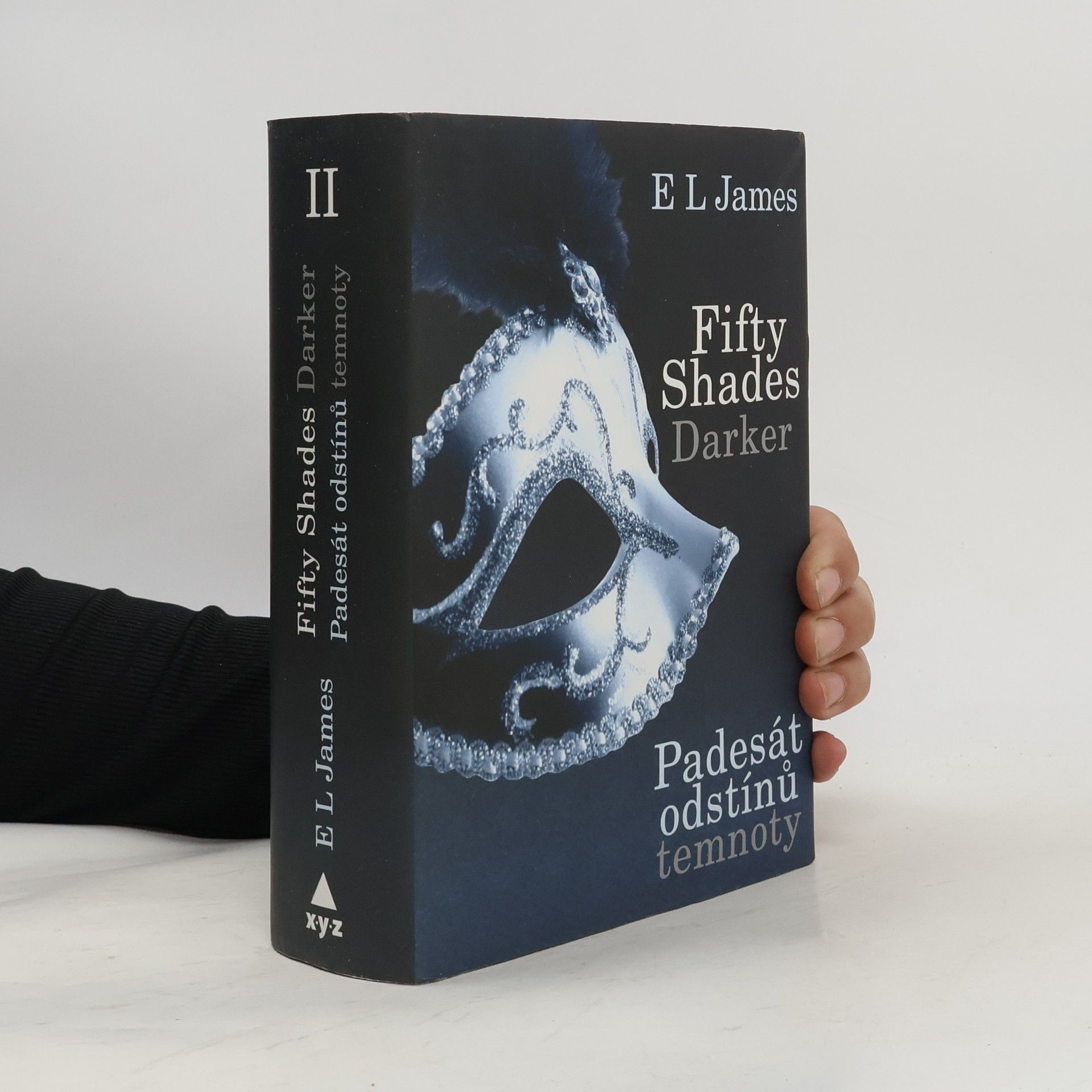 E L James Padesát odstínů temnoty