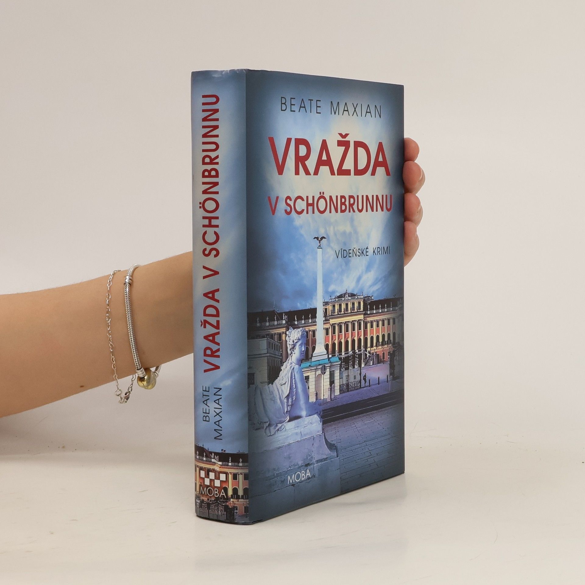 Beate Maxian Vražda v Schönbrunnu