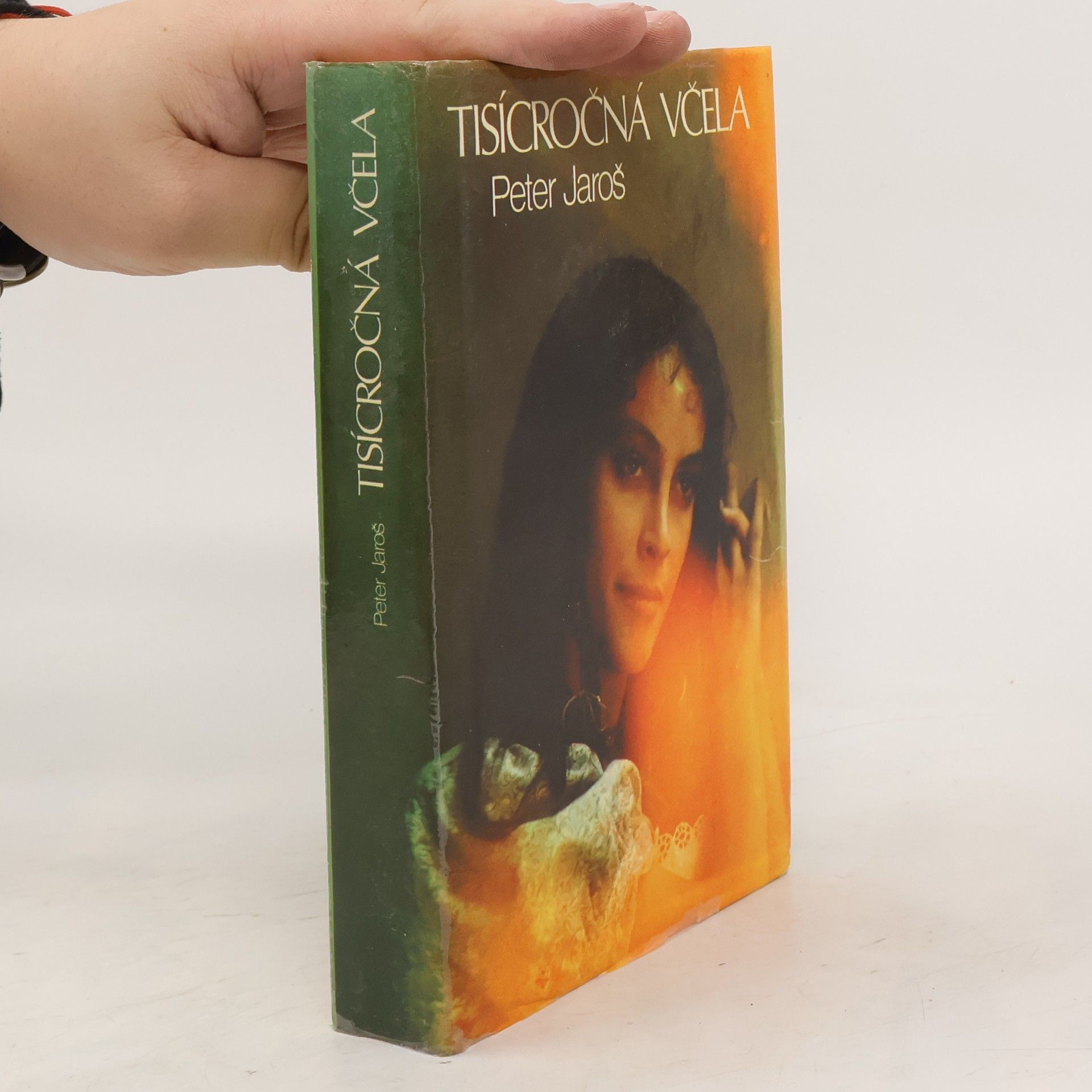 Tisícročná včela