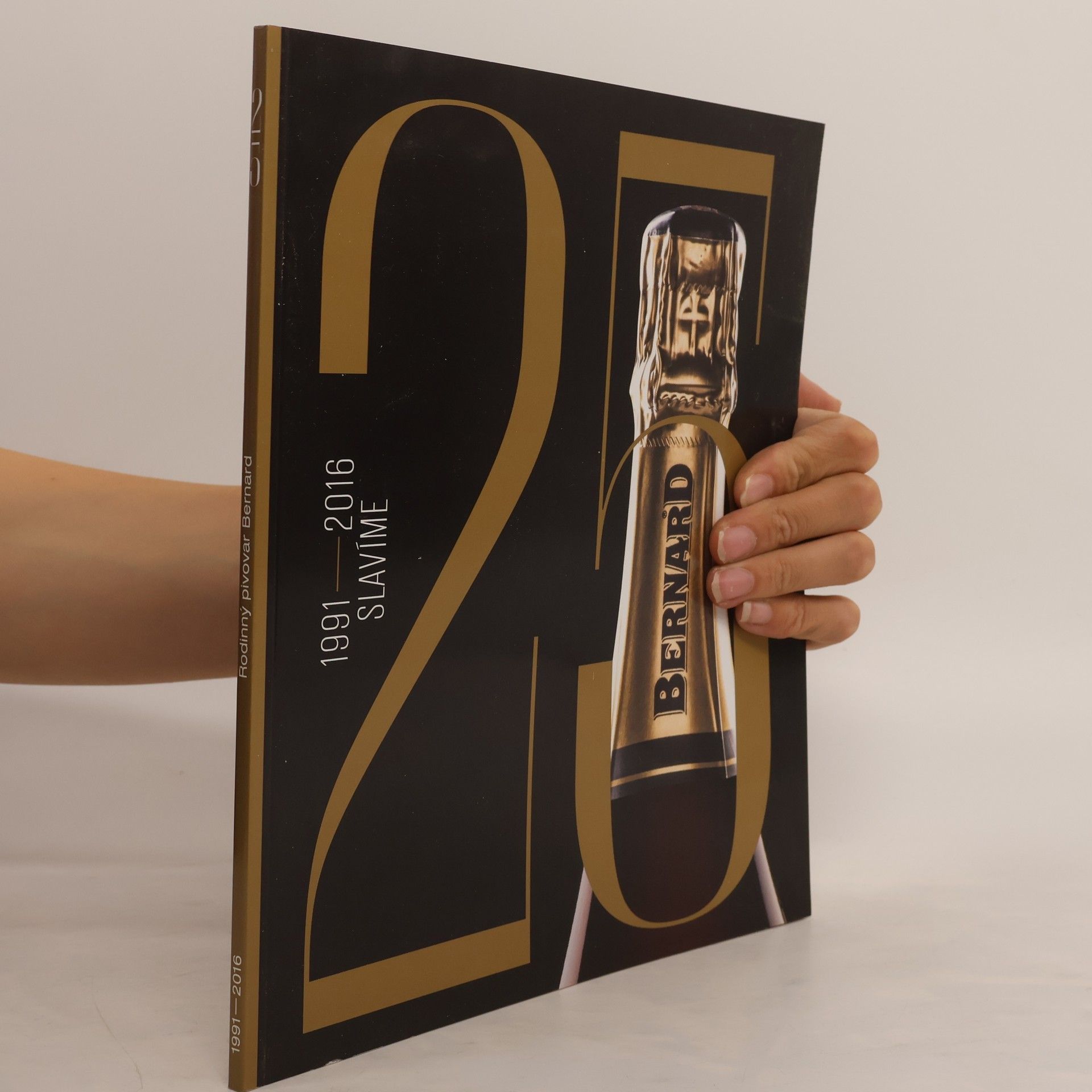 Autorenkollektiv 25 let Rodinného pivovaru Bernard