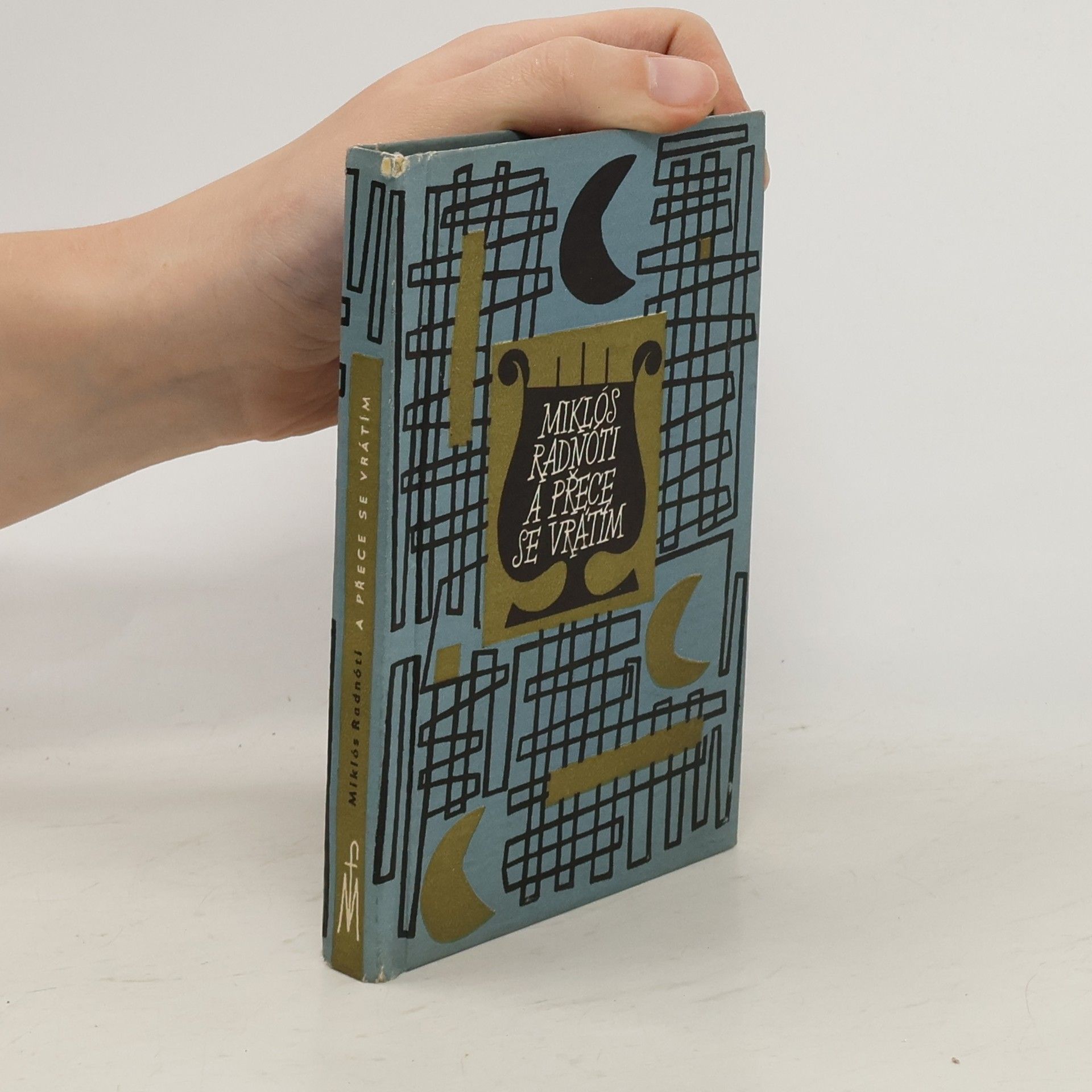 A přece se vrátím