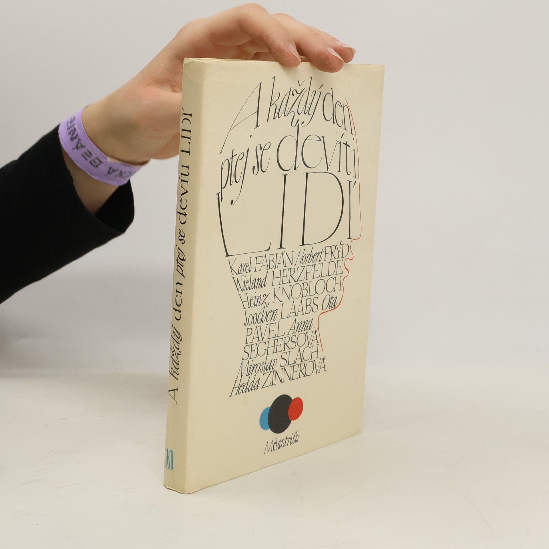 Collectif d'auteurs A každý den ptej se devíti lidí