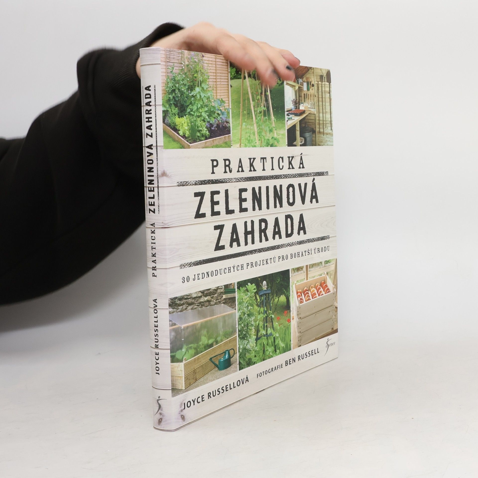 Joyce Russell Praktická zeleninová zahrada