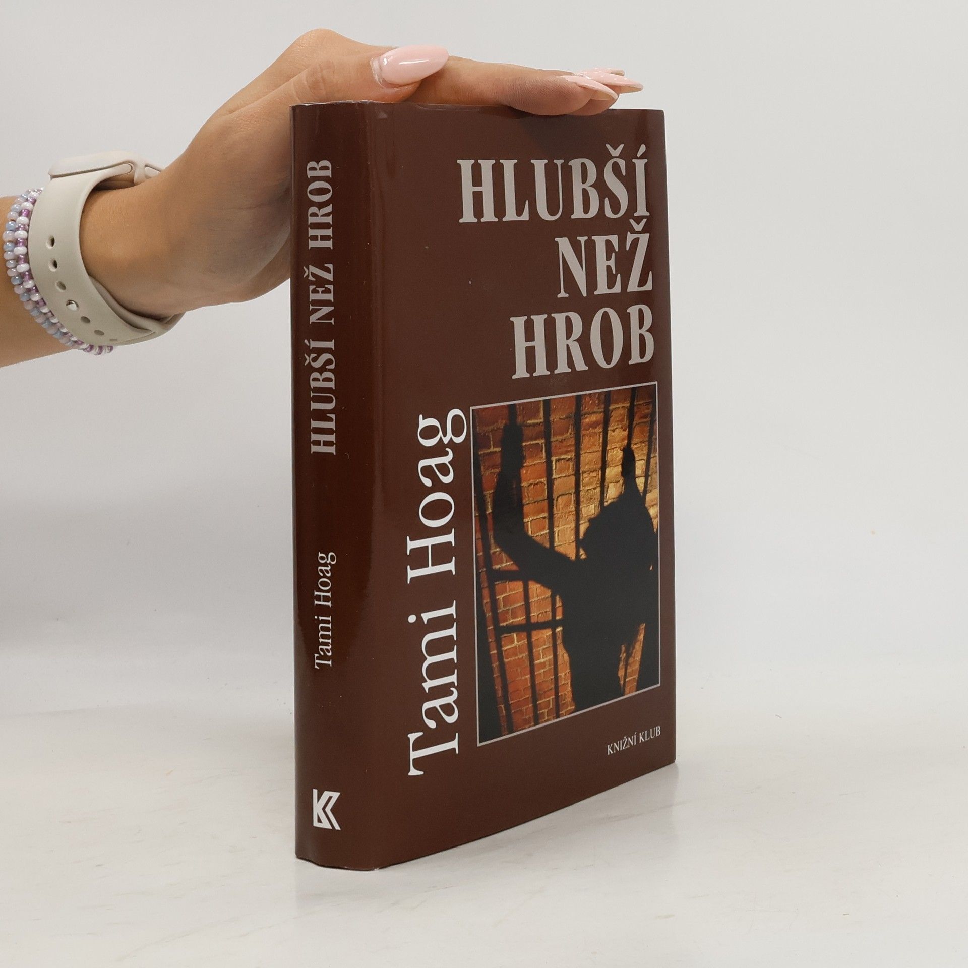 Tami Hoag Hlubší než hrob