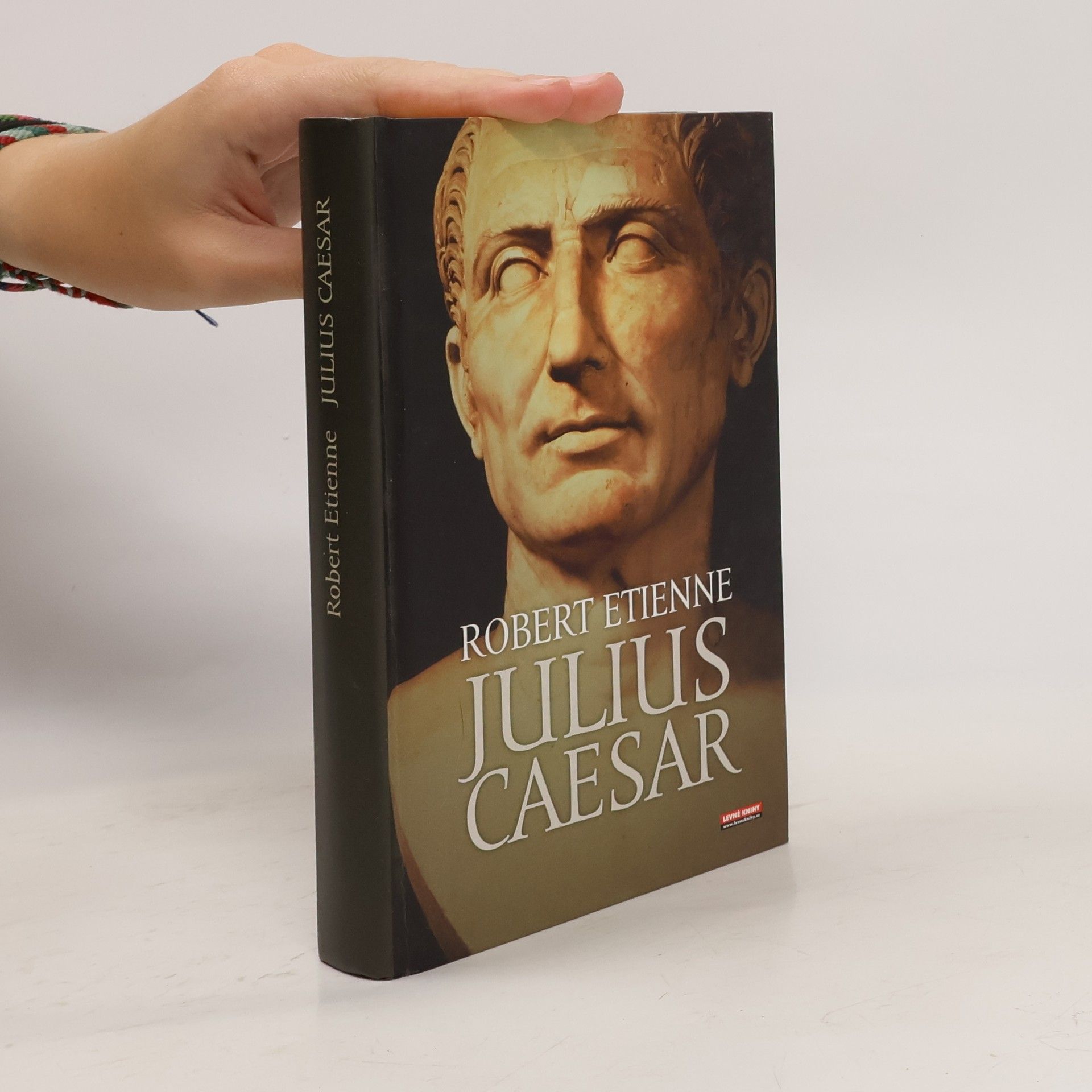 Robert Étienne Julius Caesar