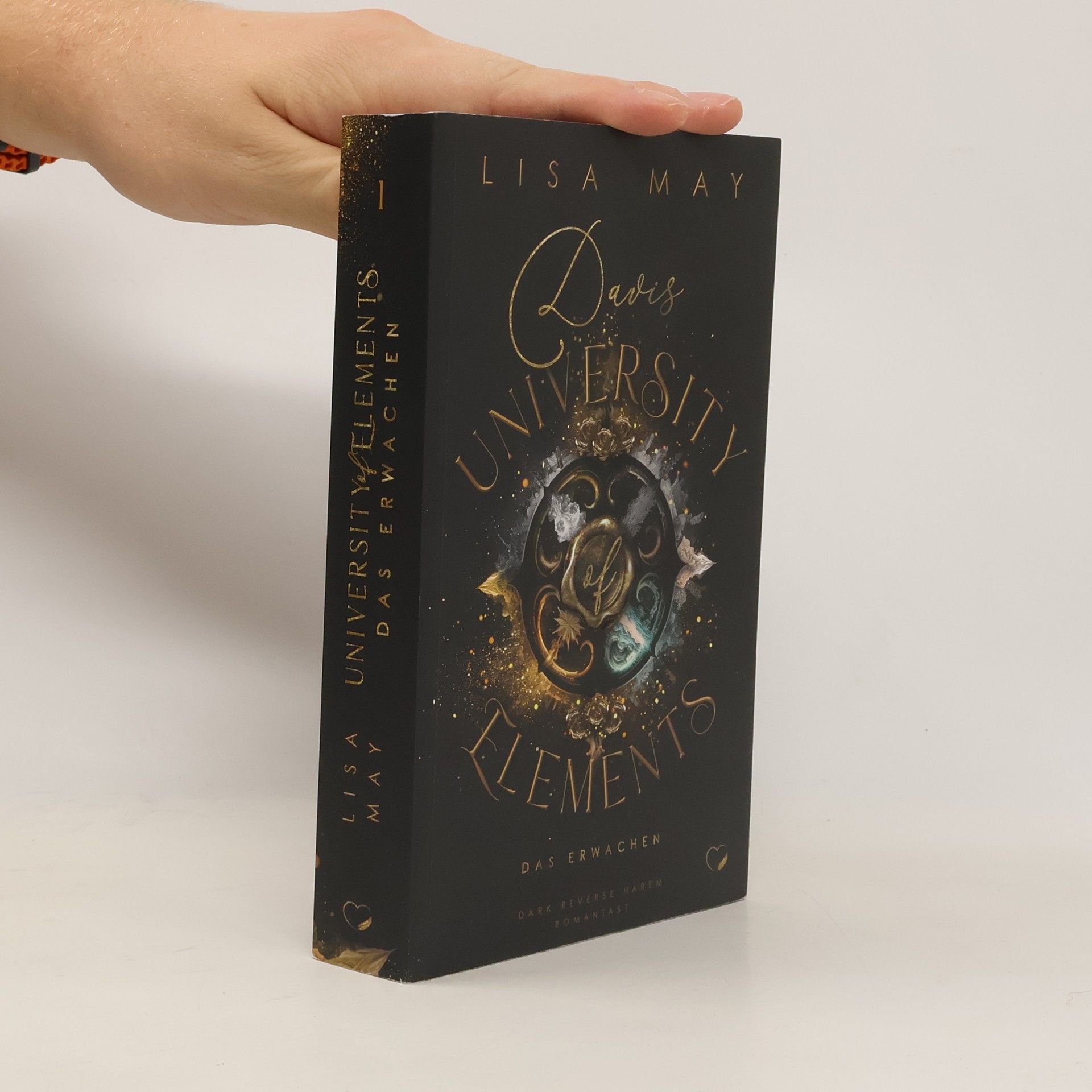 Lisa May Davis University of Elements. Das Erwachen