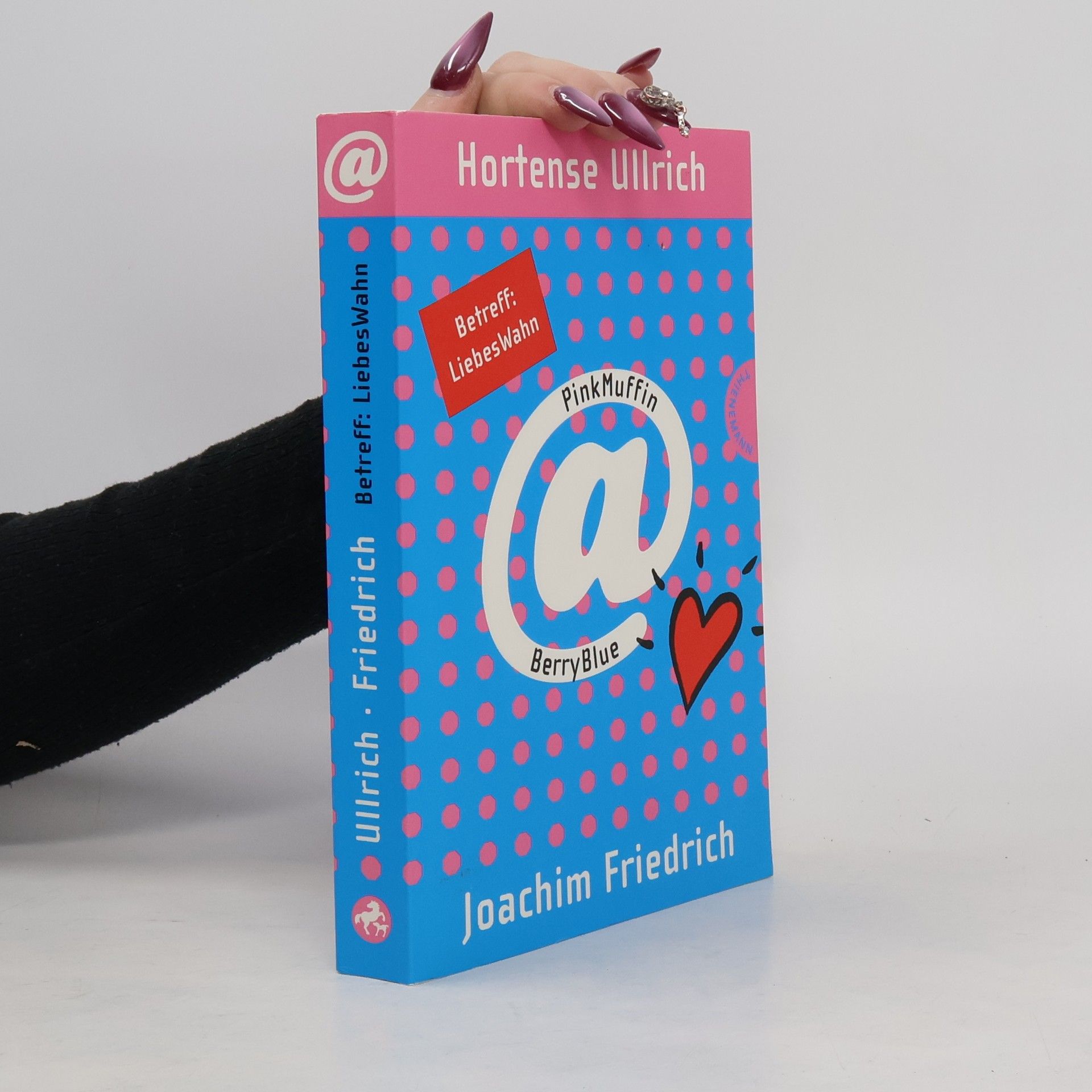 Hortense Ullrich PinkMuffin at BerryBlue