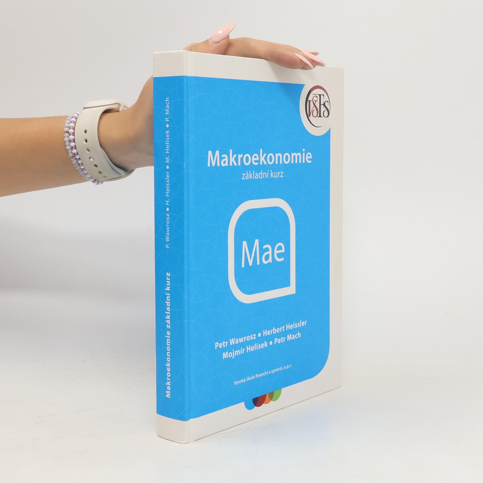 Autores varios Makroekonomie. Základní kurz