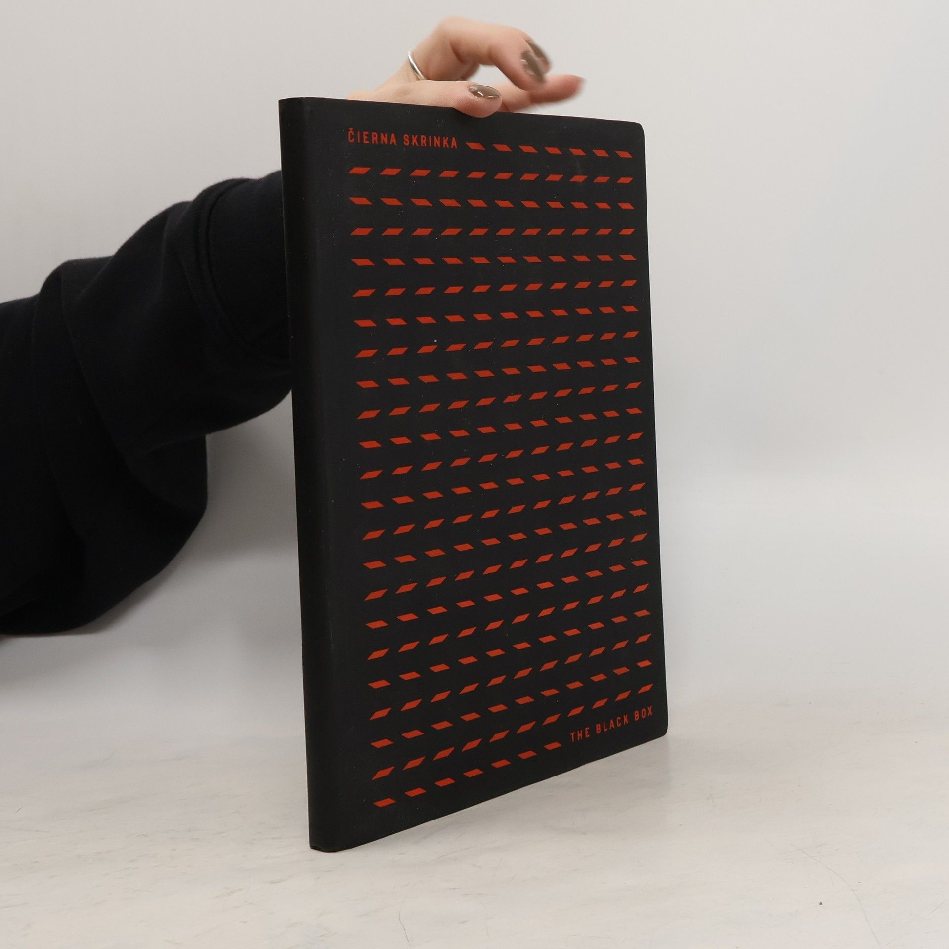 Marcel Benčík Čierna skrinka = The Black Box