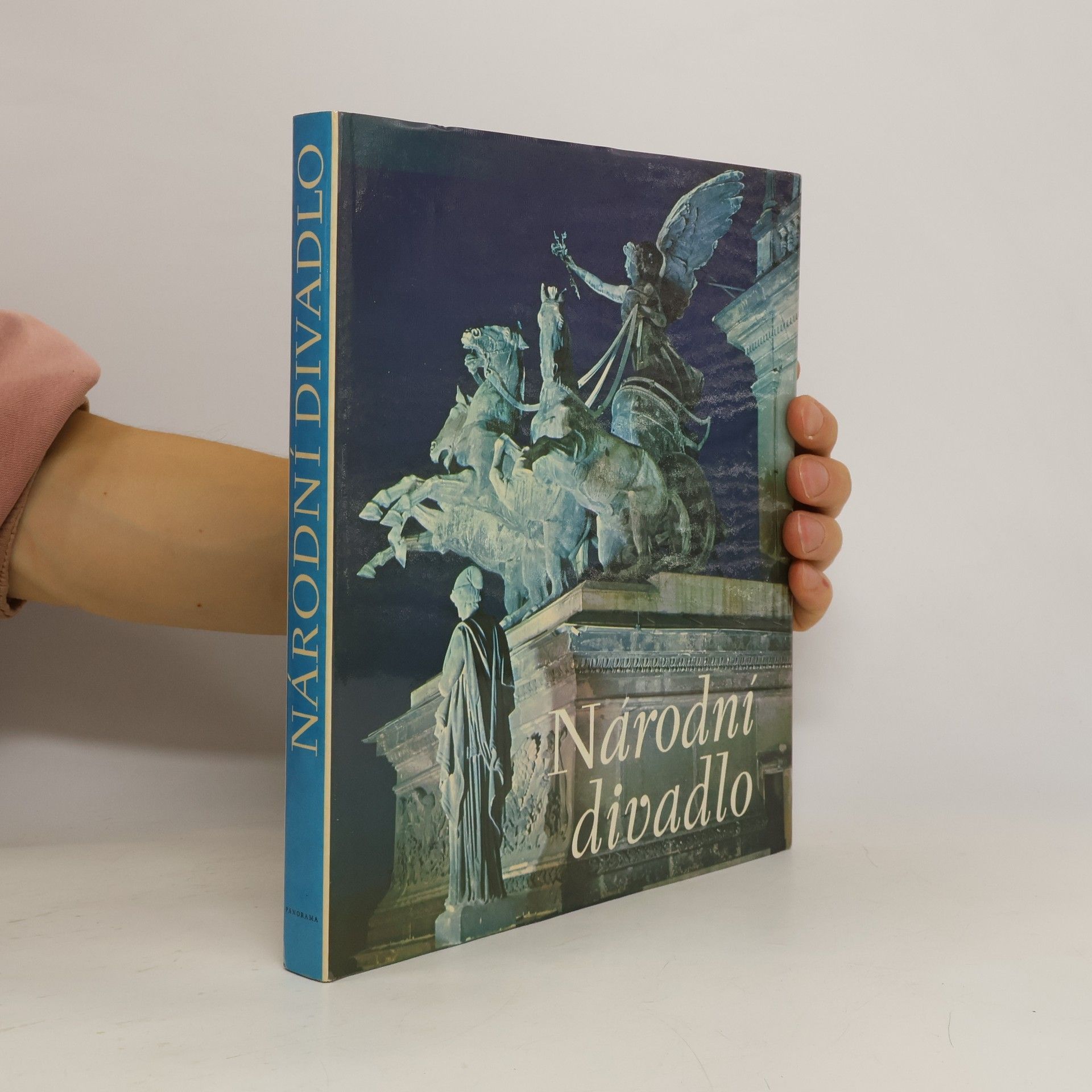 Collectif d'auteurs Národní divadlo