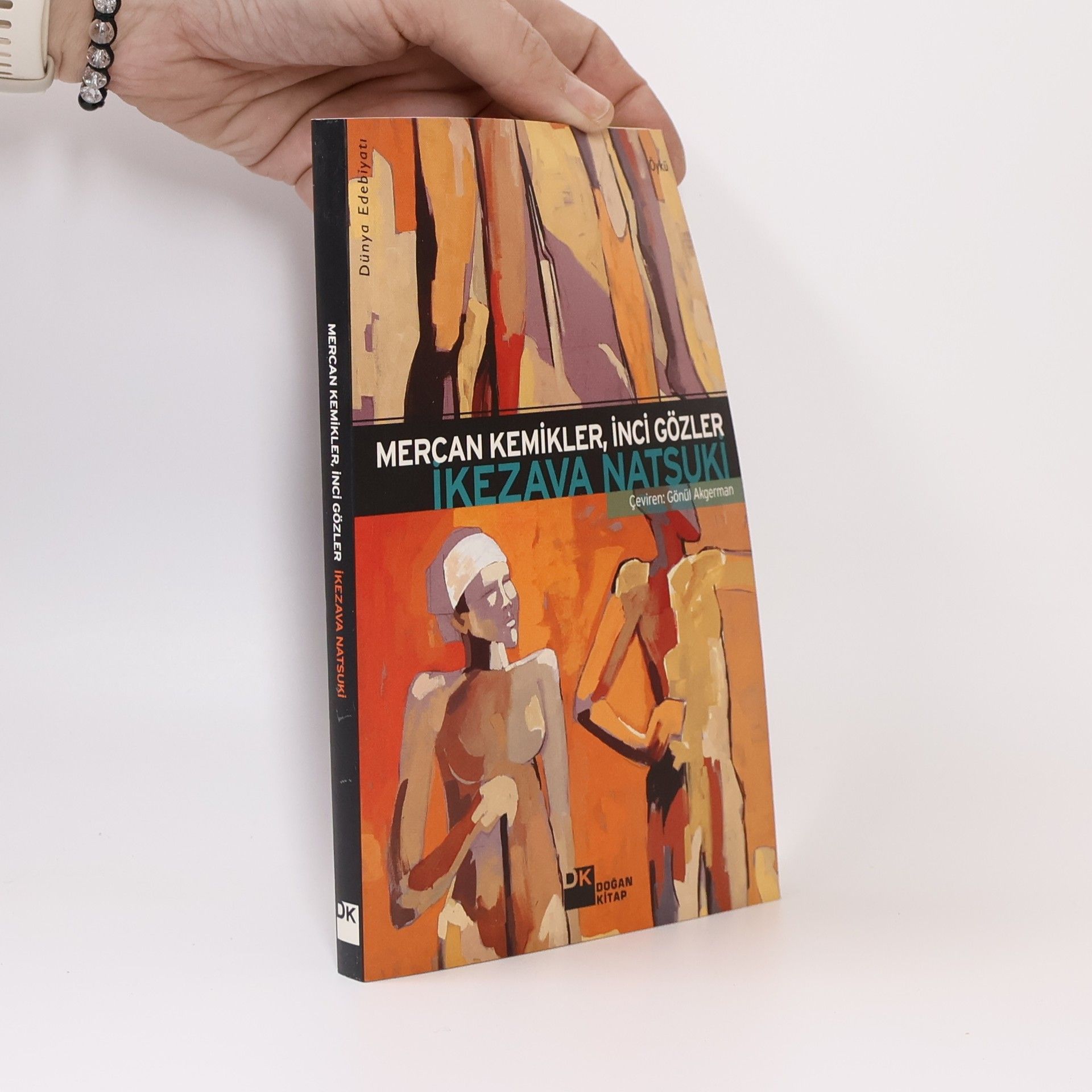 Natsuki Ikezawa Mercan kemikler inci gözler