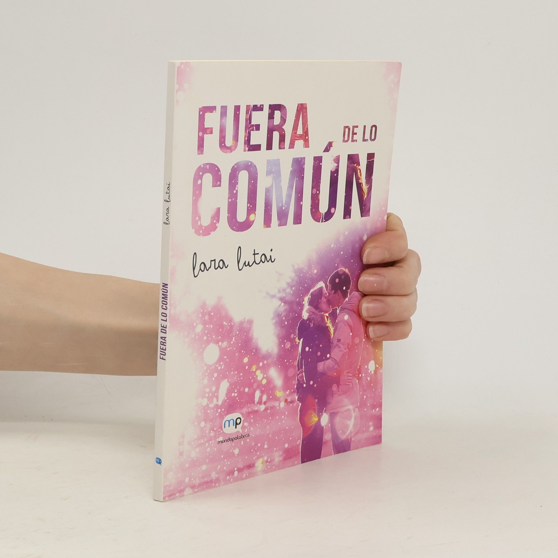 Lara Lutai Fuera de lo común