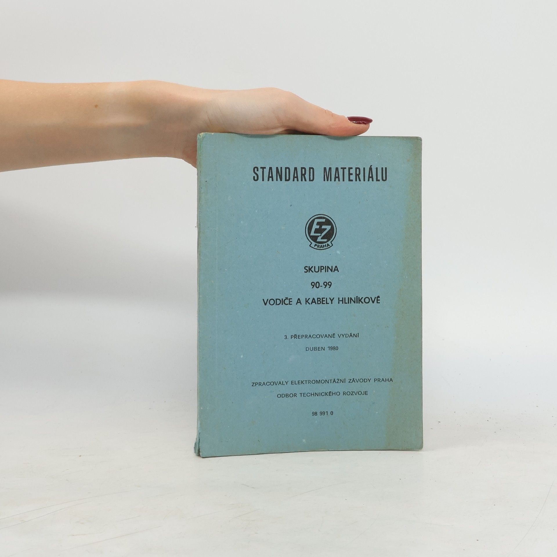 Kolektiv autorů Standard materiálu. Skupina 90 - 99