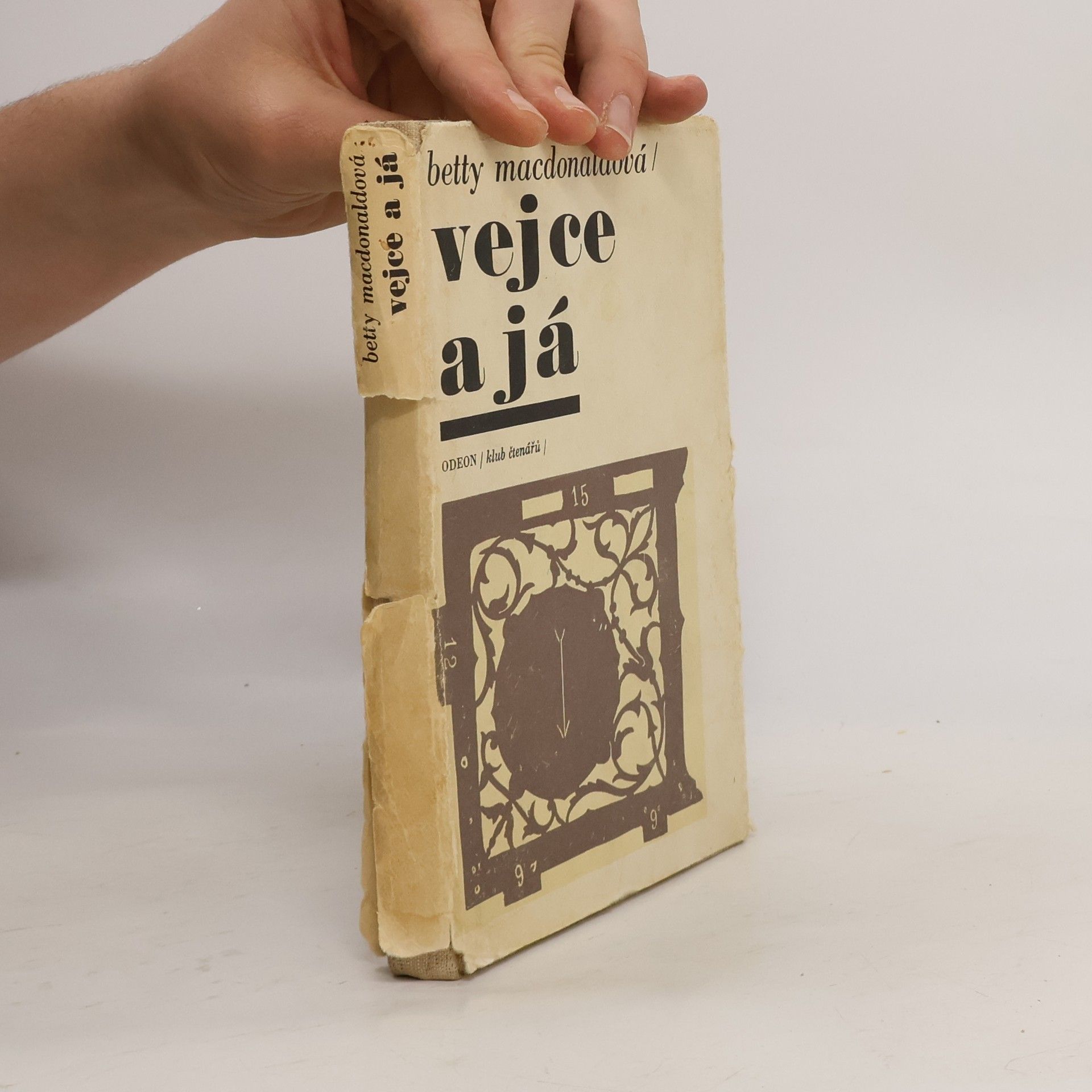 Betty MacDonald Vejce a já