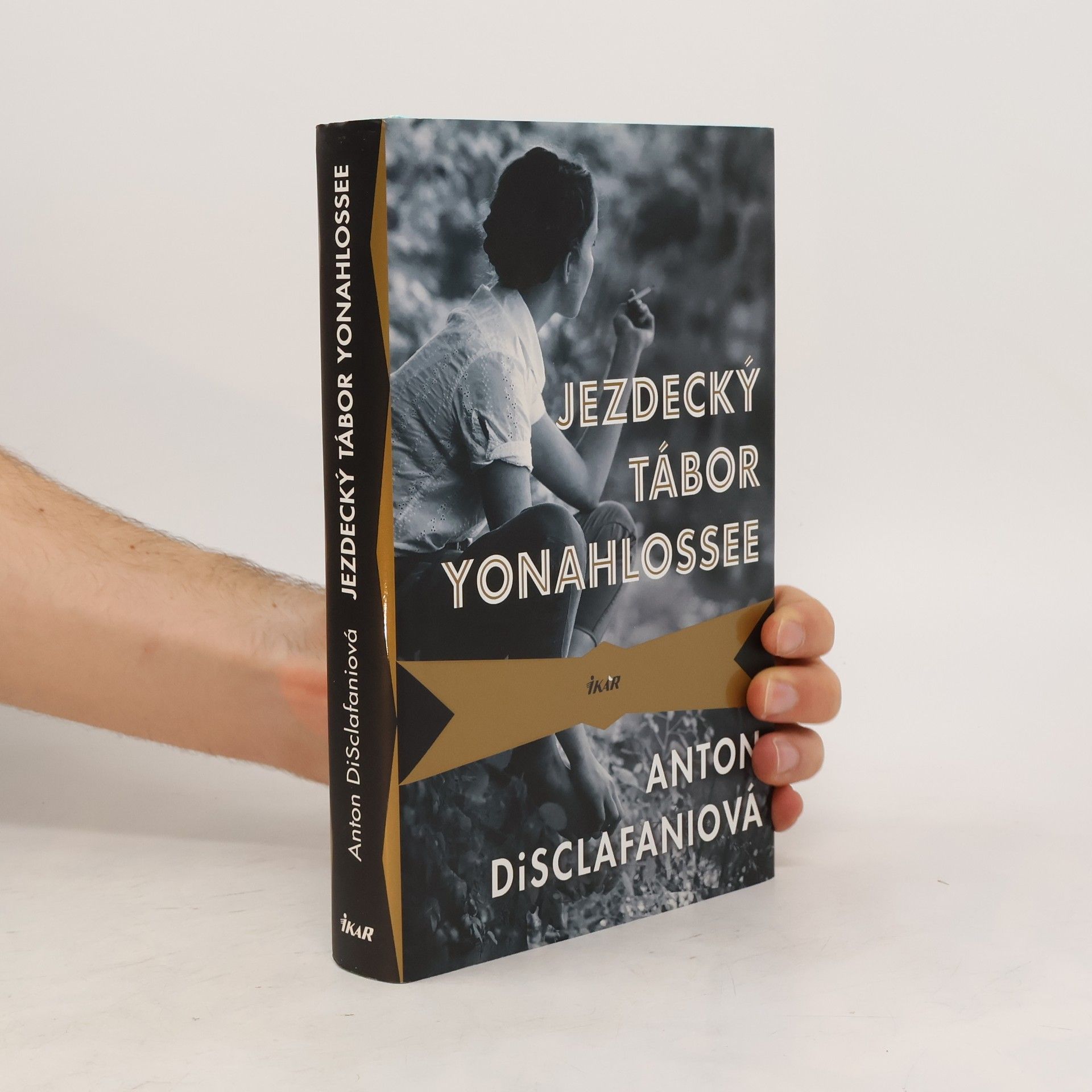 Anton DiSclafani Jezdecký tábor Yonahlossee